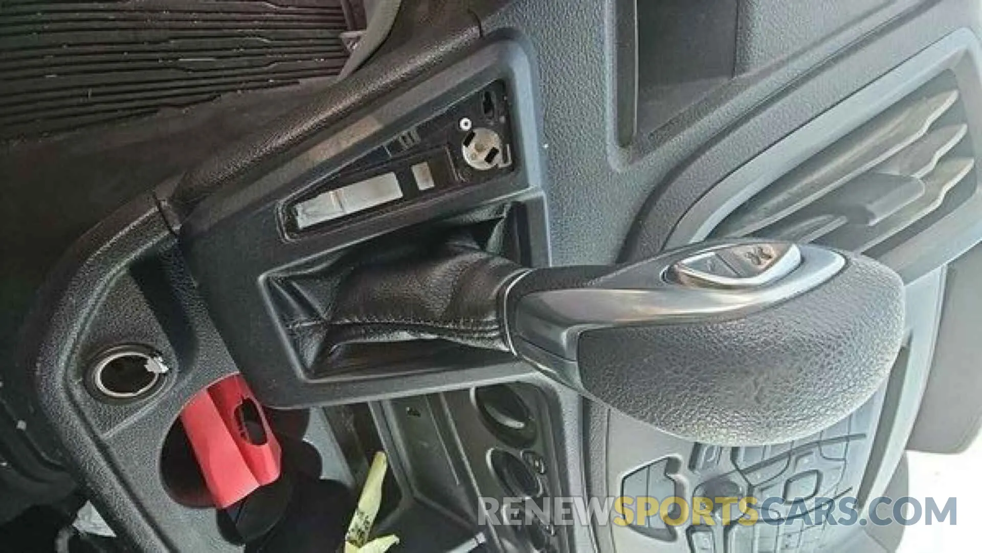 7 Photograph of a damaged car 1FTYR1YG1KKA40806 FORD TRANSIT 2019