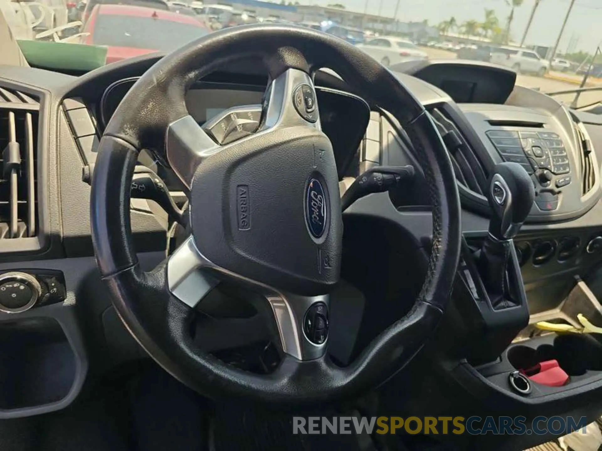 9 Photograph of a damaged car 1FTYR1YG1KKA40806 FORD TRANSIT 2019