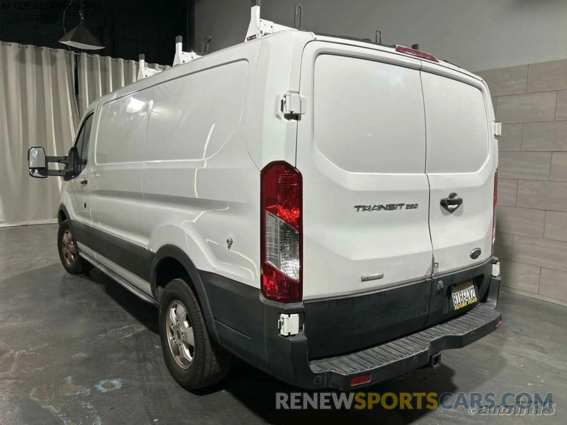 11 Photograph of a damaged car 1FTYR1YG1KKB48276 FORD TRANSIT 2019