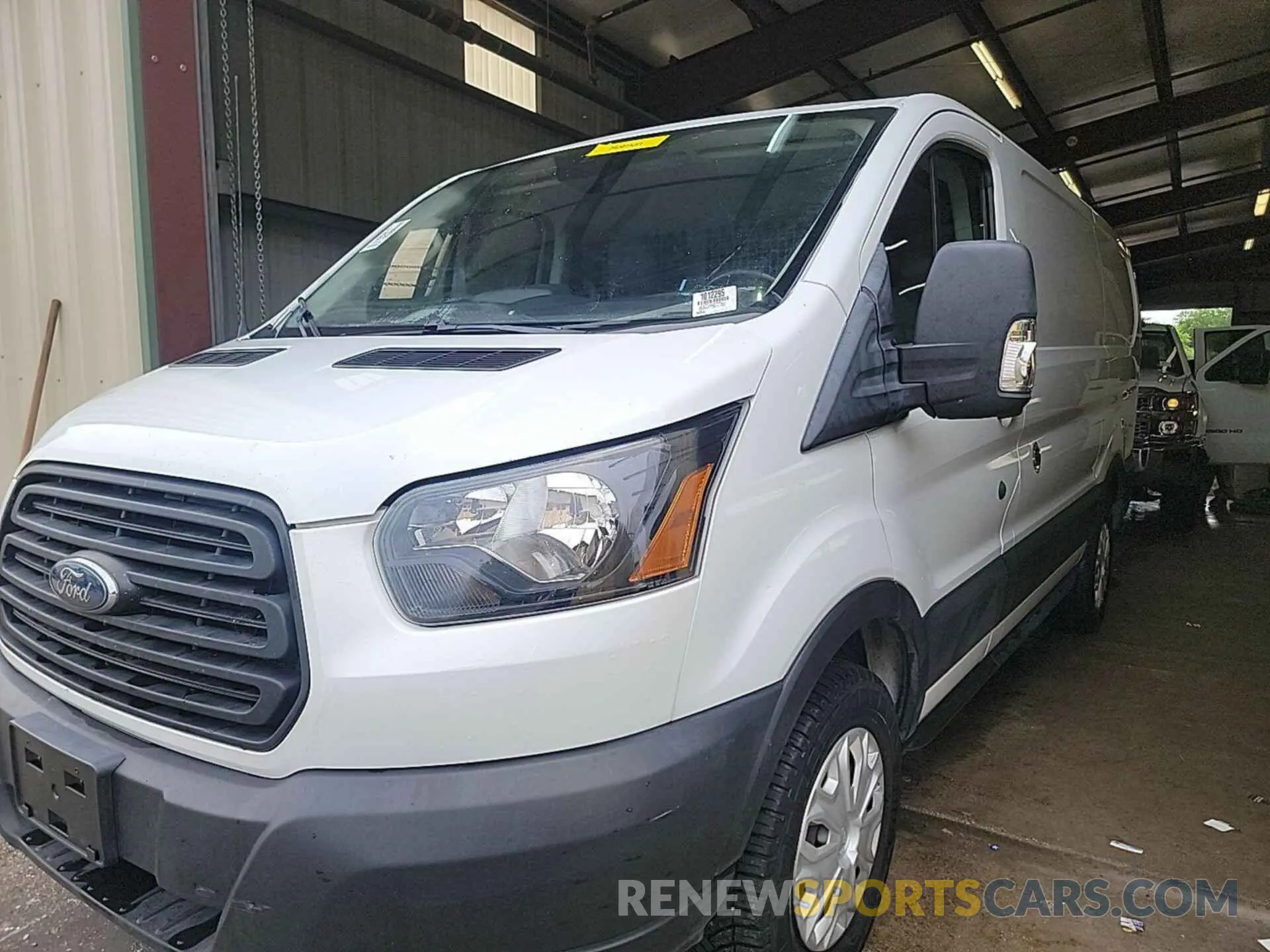 23 Фотография поврежденного автомобиля 1FTYR1YG2KKB08577 FORD TRANSIT 2019