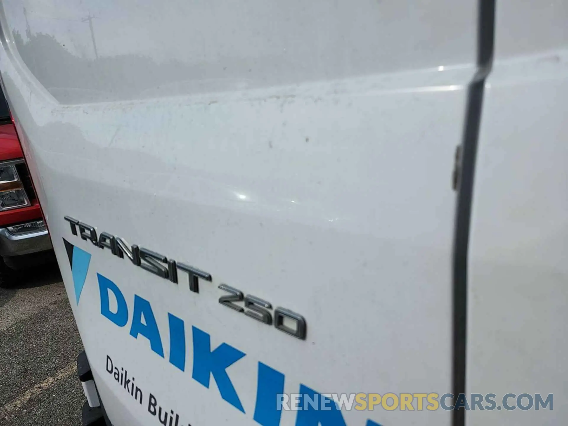 29 Фотография поврежденного автомобиля 1FTYR1YG2KKB08577 FORD TRANSIT 2019