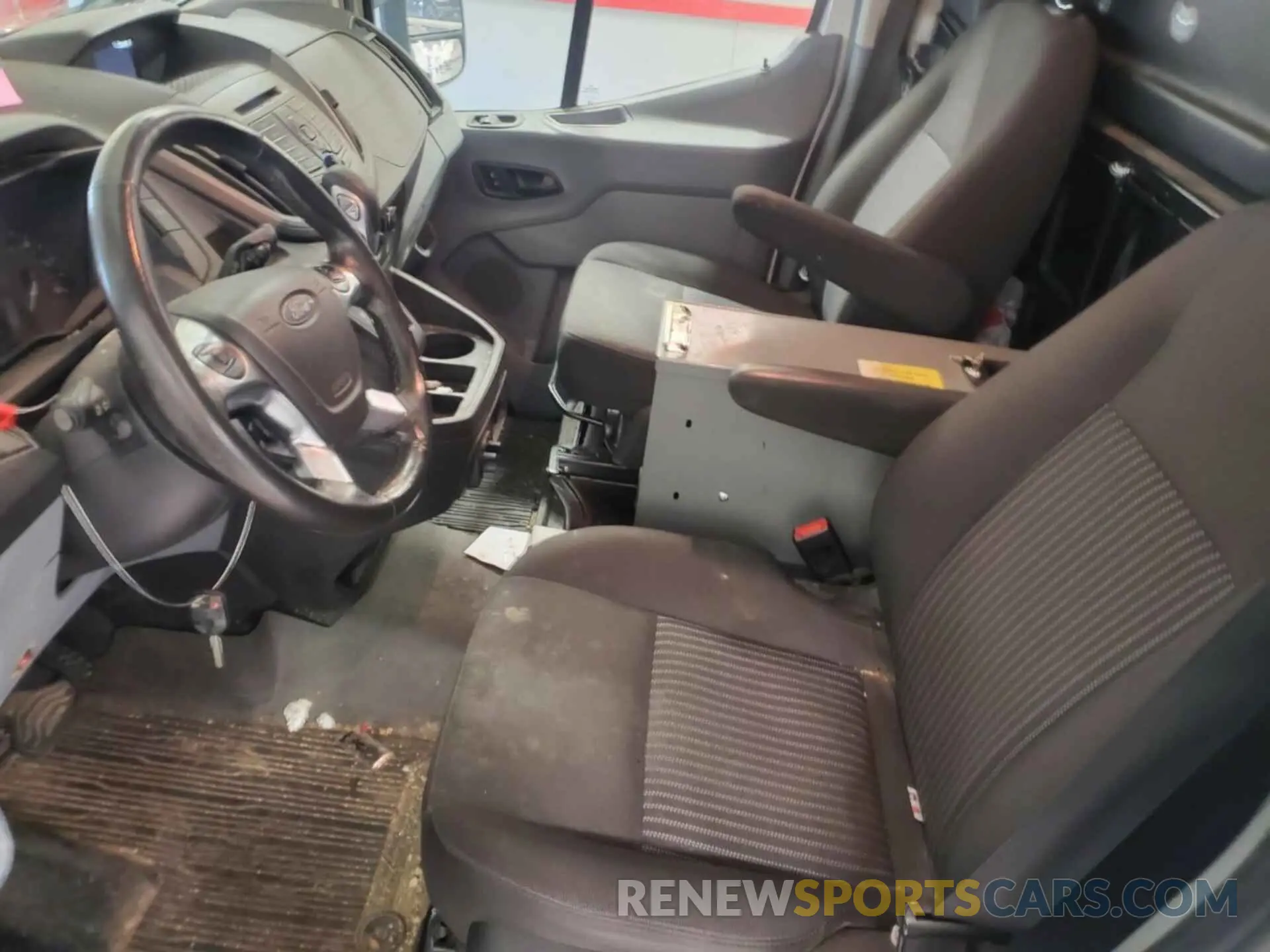12 Photograph of a damaged car 1FTYR1YG3KKA40824 FORD TRANSIT 2019