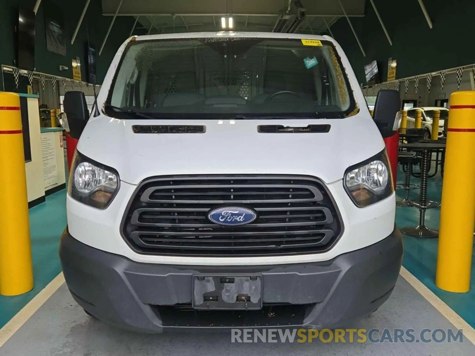 17 Фотография поврежденного автомобиля 1FTYR1YG3KKA50186 FORD TRANSIT 2019