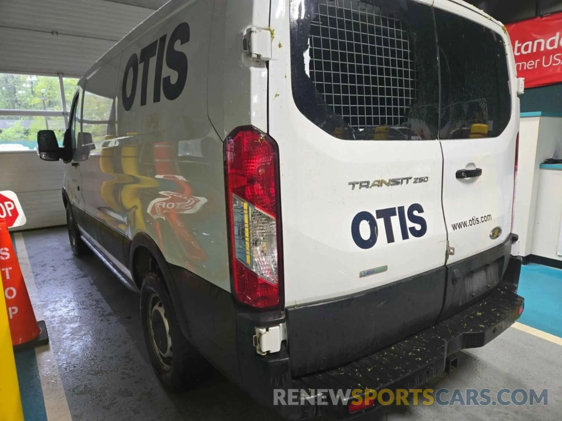 21 Фотография поврежденного автомобиля 1FTYR1YG3KKA50186 FORD TRANSIT 2019