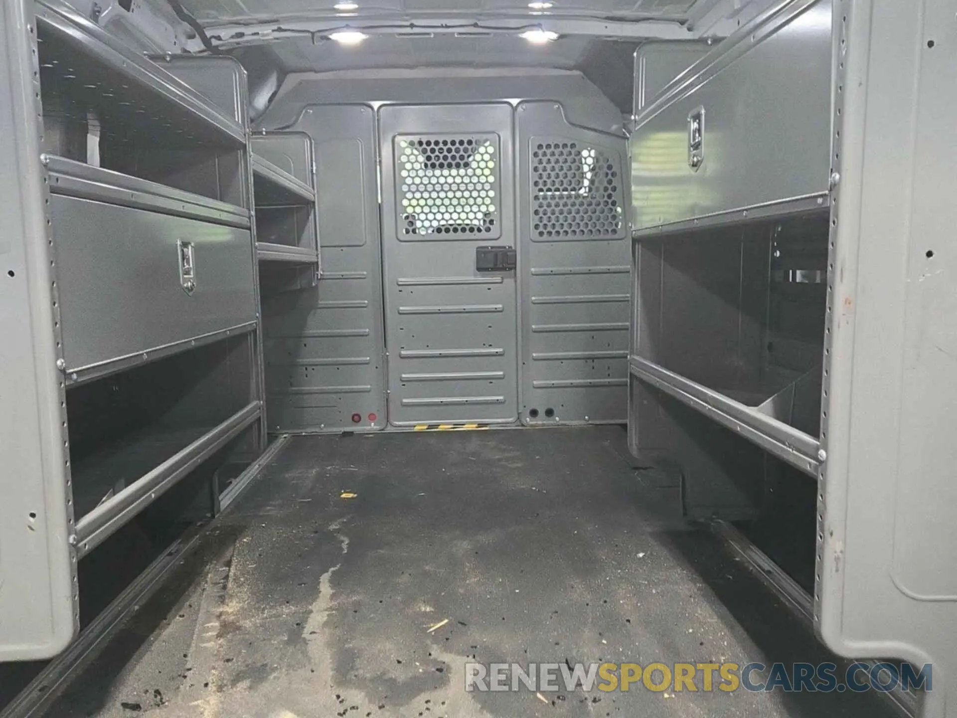 47 Фотография поврежденного автомобиля 1FTYR1YG3KKA50186 FORD TRANSIT 2019