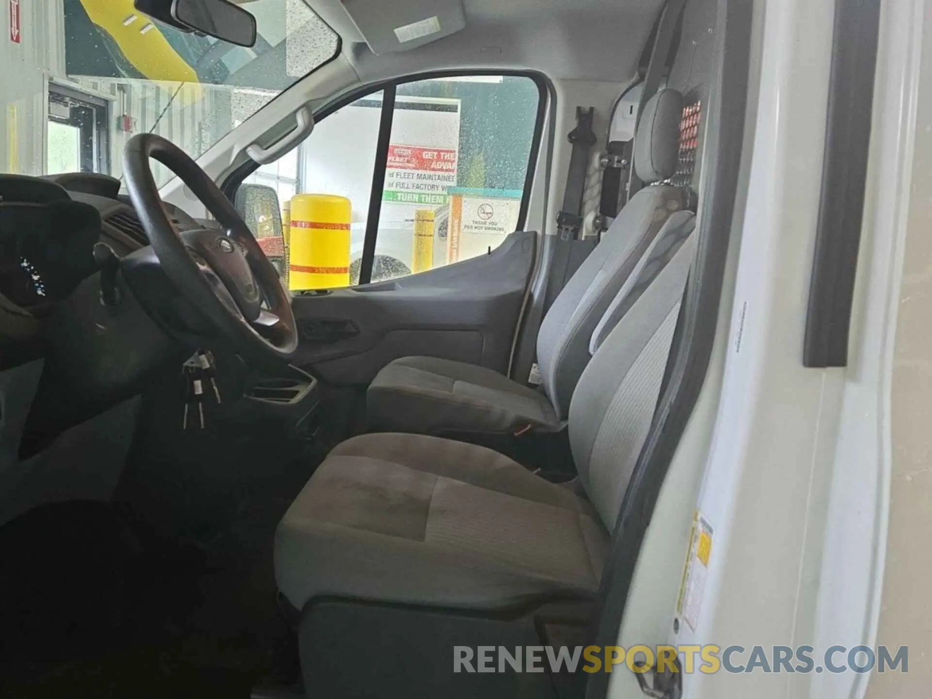 48 Фотография поврежденного автомобиля 1FTYR1YG3KKA50186 FORD TRANSIT 2019