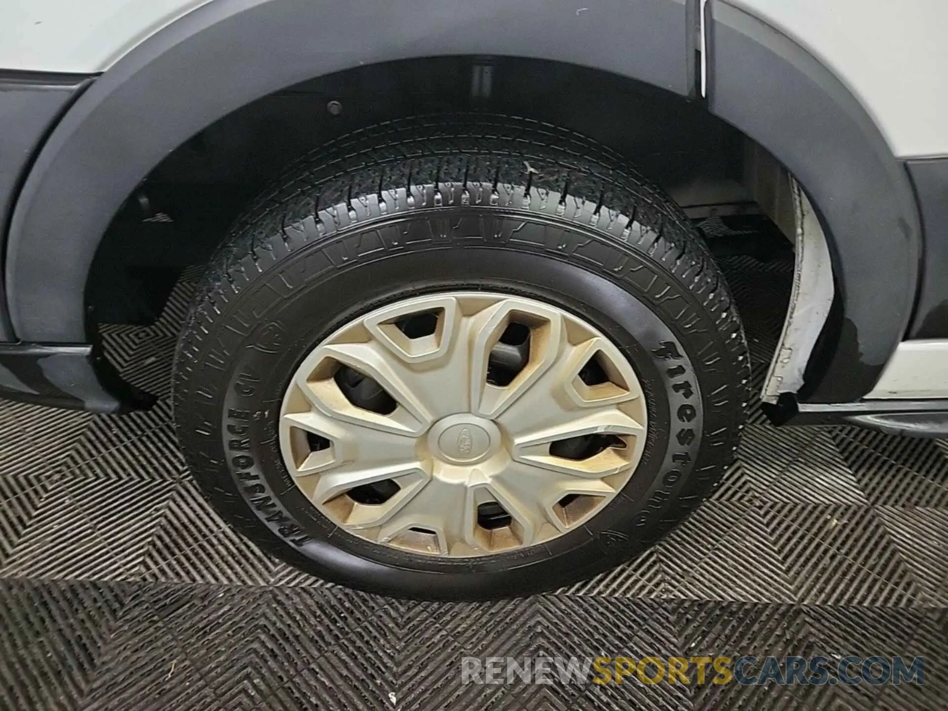 30 Photograph of a damaged car 1FTYR1YG3KKB08572 FORD TRANSIT 2019