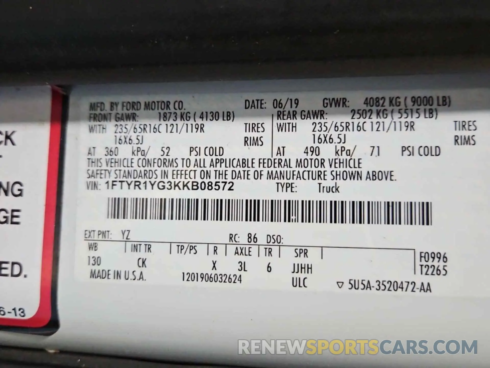 51 Photograph of a damaged car 1FTYR1YG3KKB08572 FORD TRANSIT 2019