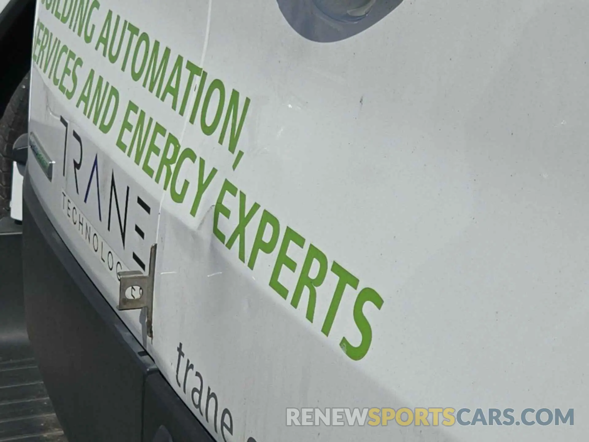 51 Photograph of a damaged car 1FTYR1YG3KKB48117 FORD TRANSIT 2019