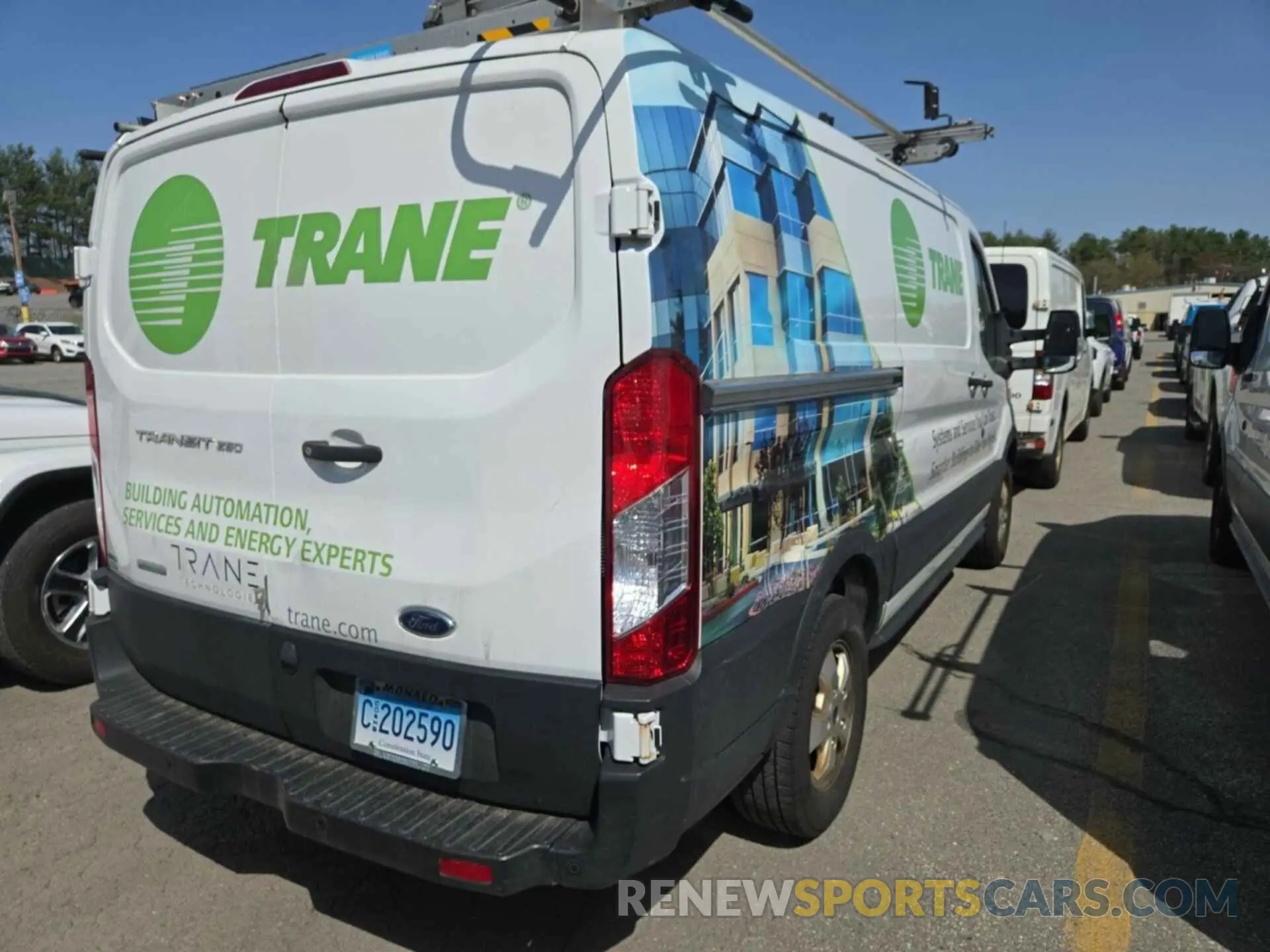 64 Photograph of a damaged car 1FTYR1YG3KKB48117 FORD TRANSIT 2019