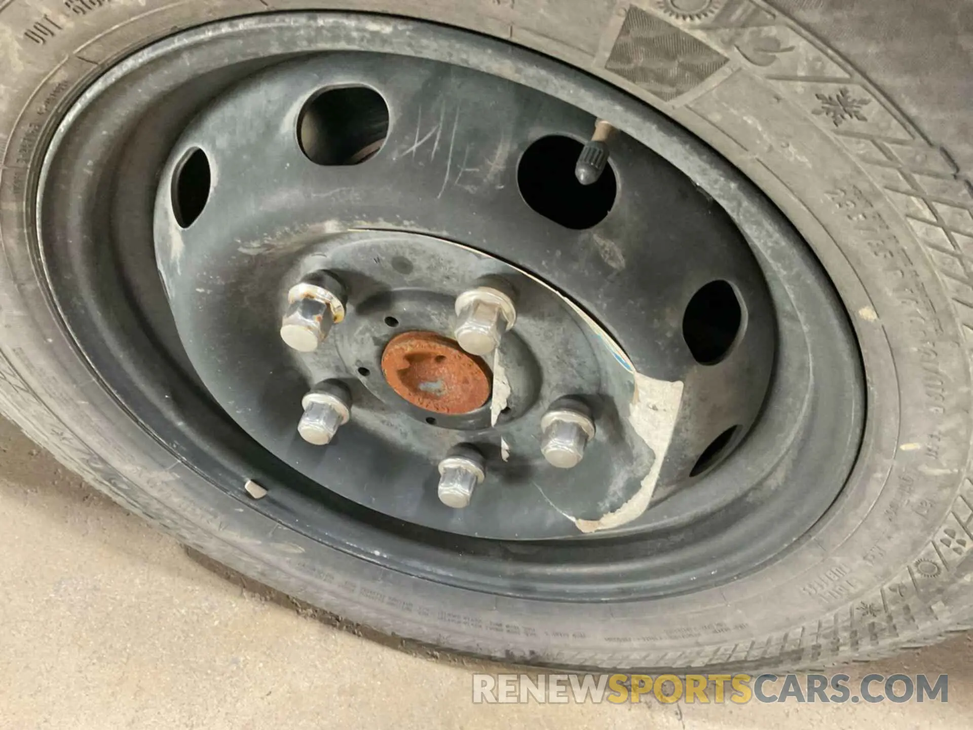 10 Photograph of a damaged car 1FTYR1YG4KKA38029 FORD TRANSIT 2019