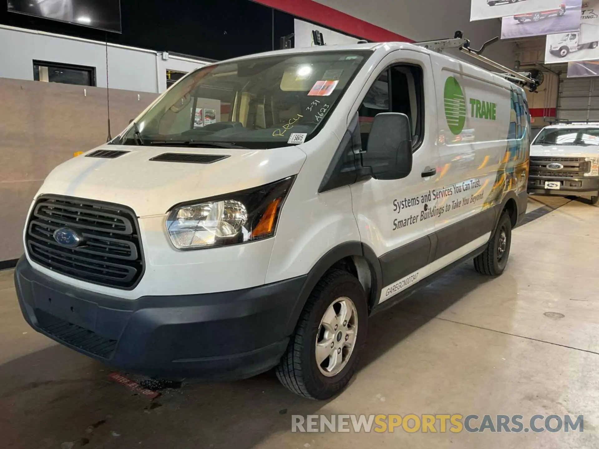 14 Photograph of a damaged car 1FTYR1YG4KKA38029 FORD TRANSIT 2019