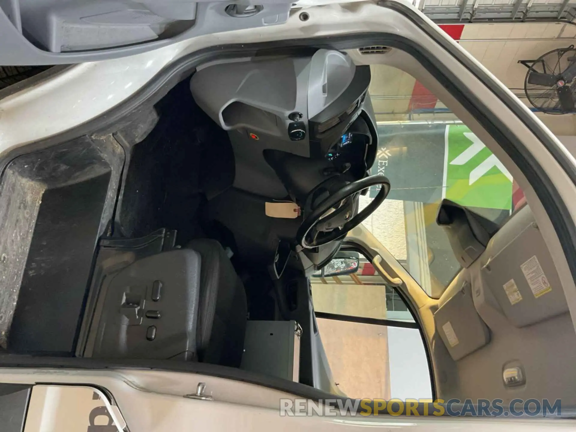 21 Photograph of a damaged car 1FTYR1YG4KKA38029 FORD TRANSIT 2019