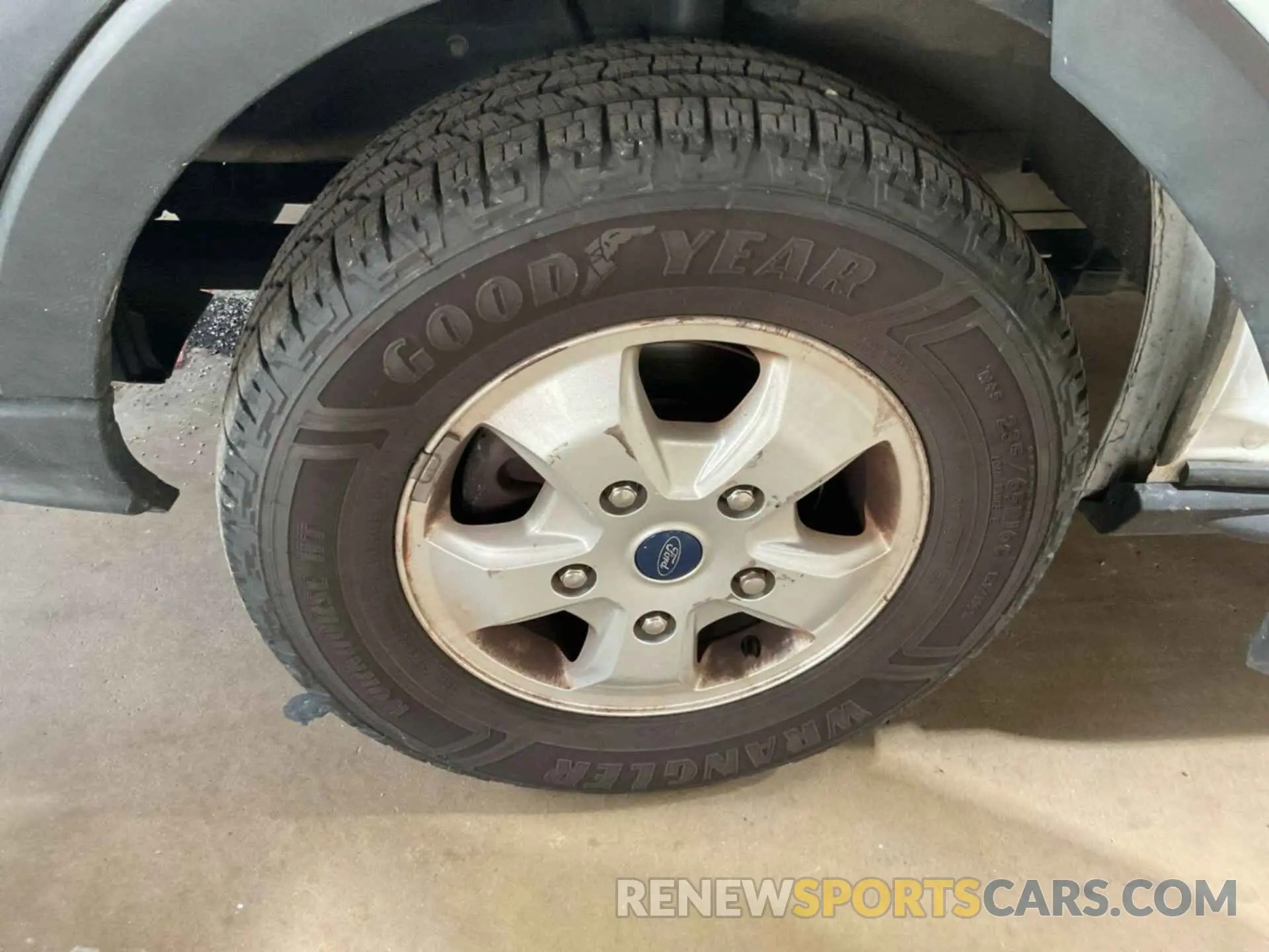 6 Photograph of a damaged car 1FTYR1YG4KKA38029 FORD TRANSIT 2019
