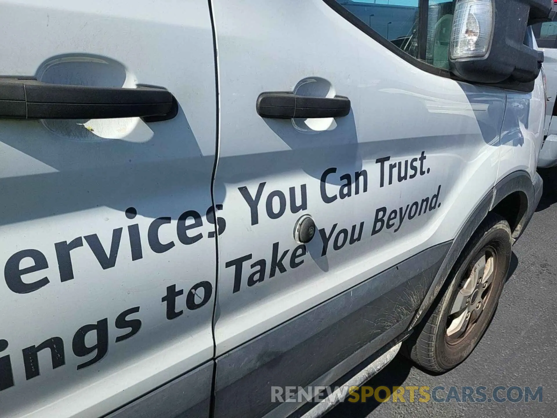 19 Photograph of a damaged car 1FTYR1YG4KKA40850 FORD TRANSIT 2019
