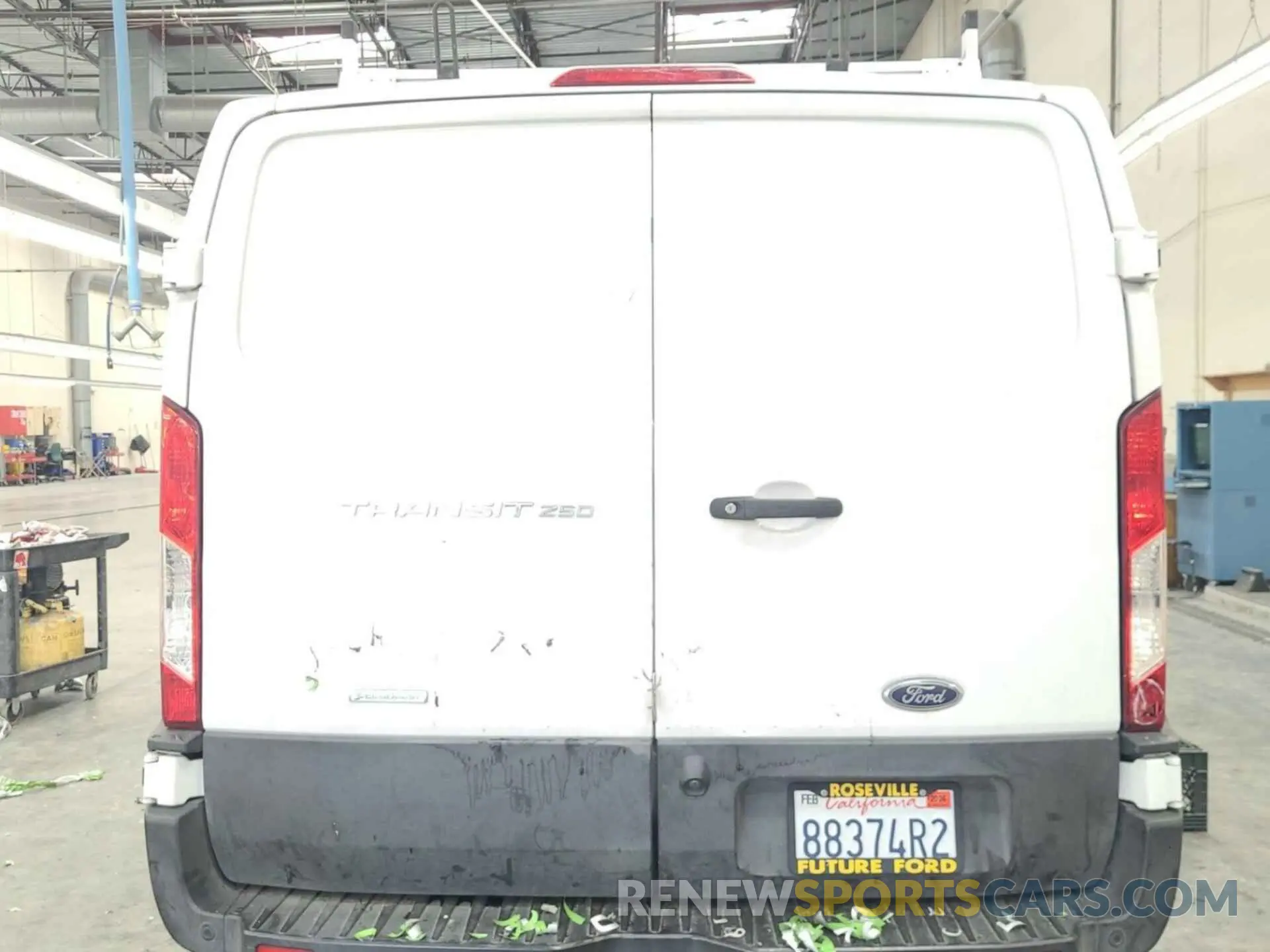 25 Photograph of a damaged car 1FTYR1YG4KKA40850 FORD TRANSIT 2019
