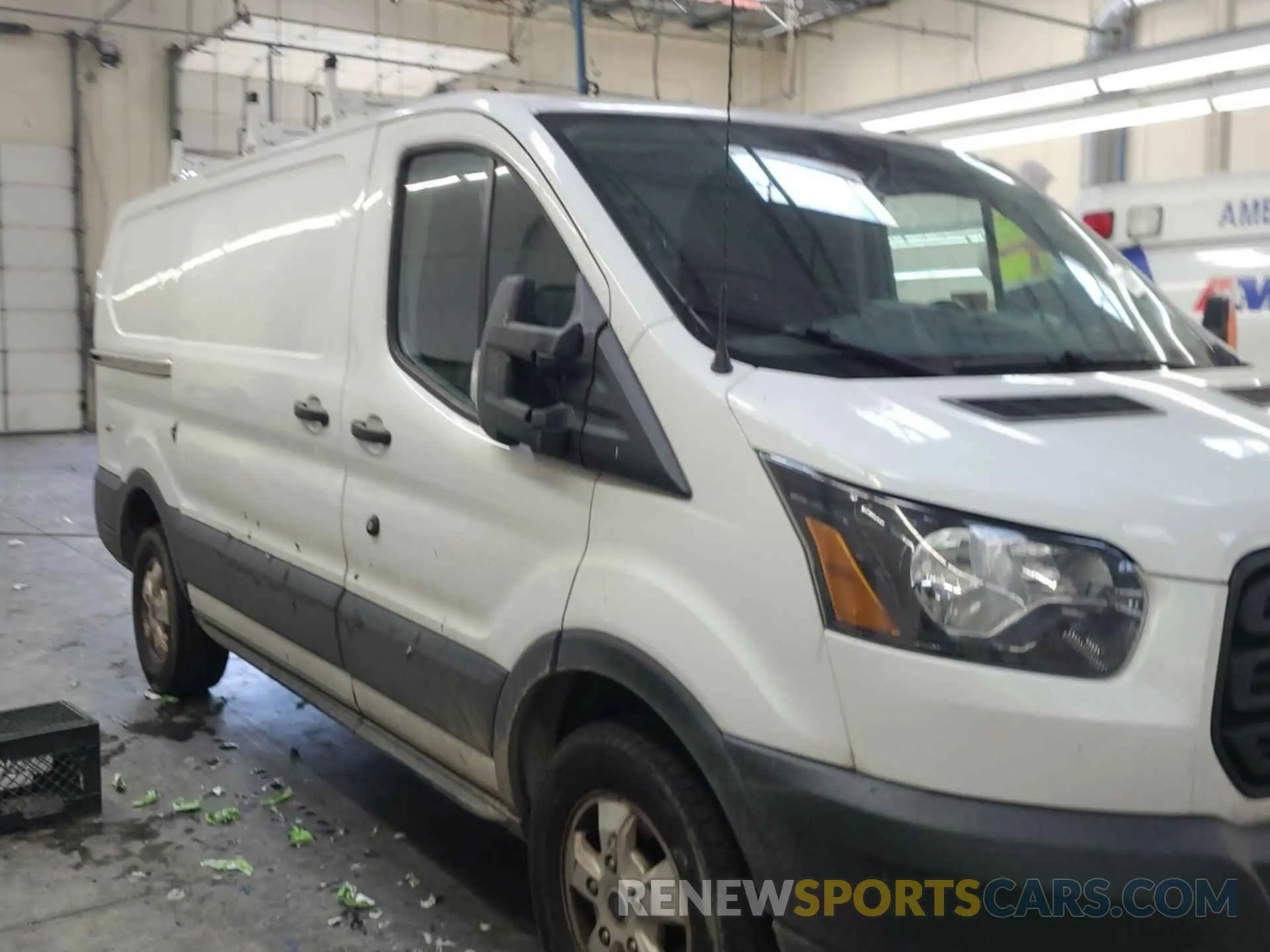 8 Photograph of a damaged car 1FTYR1YG4KKA40850 FORD TRANSIT 2019
