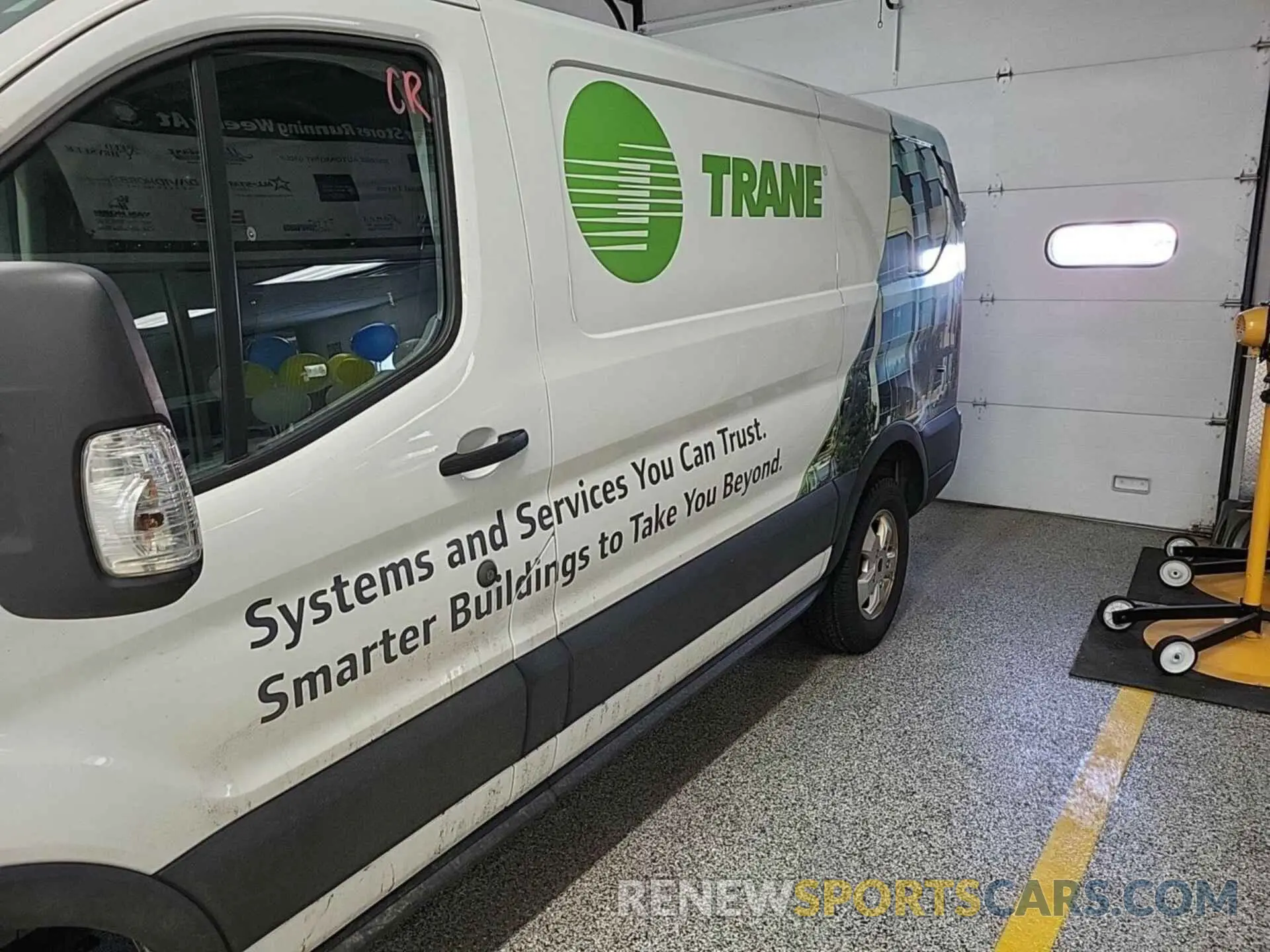 2 Фотография поврежденного автомобиля 1FTYR1YG4KKB43492 FORD TRANSIT 2019