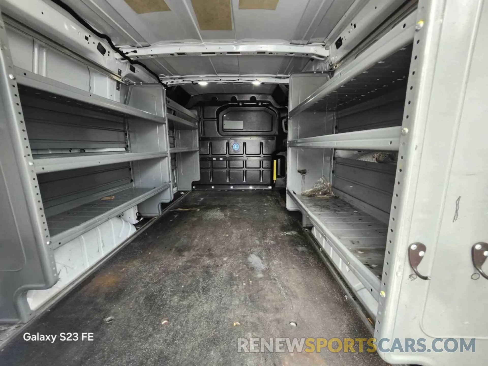 11 Фотография поврежденного автомобиля 1FTYR1YG5KKA38069 FORD TRANSIT 2019
