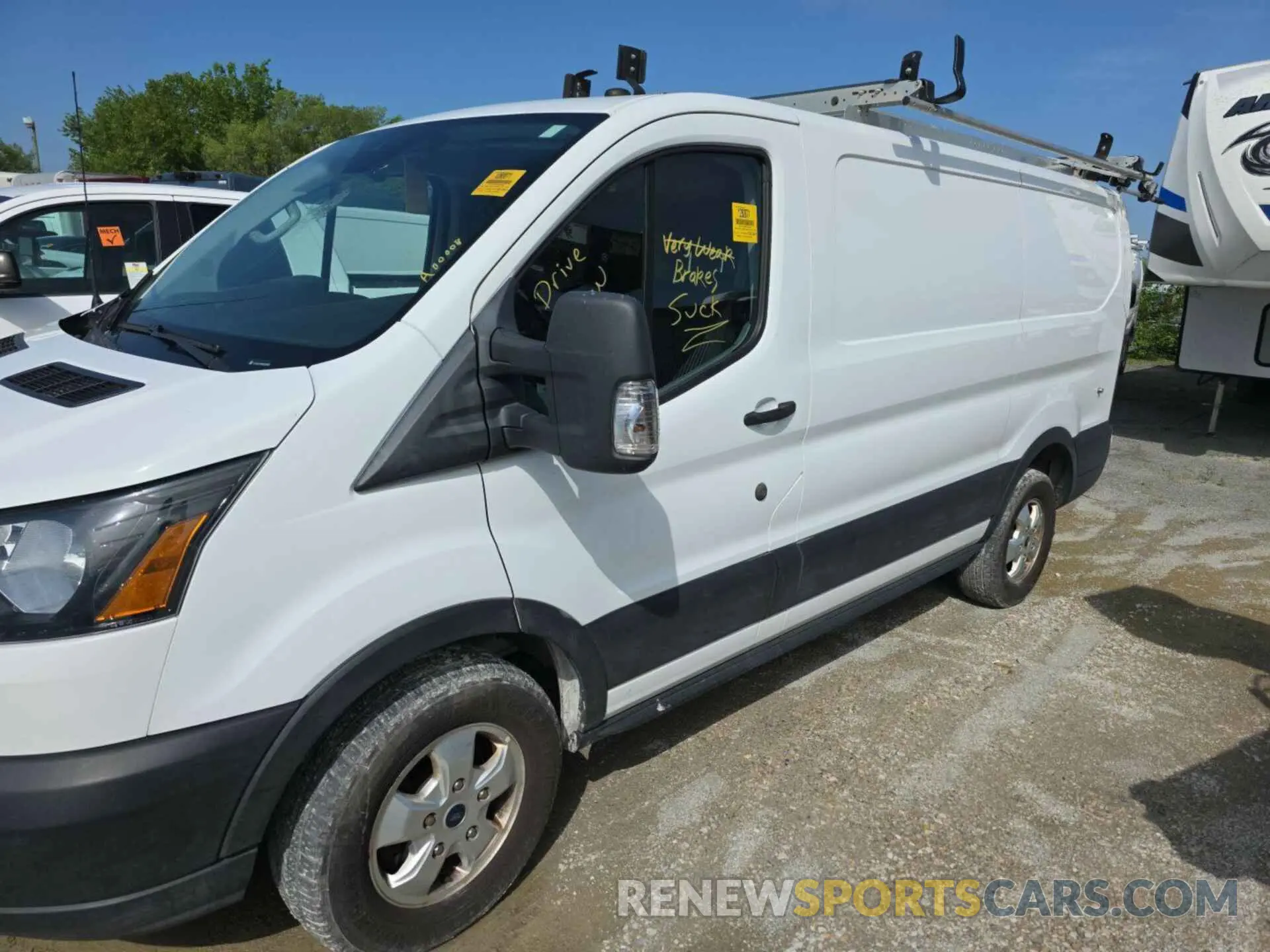 22 Фотография поврежденного автомобиля 1FTYR1YG5KKA38069 FORD TRANSIT 2019