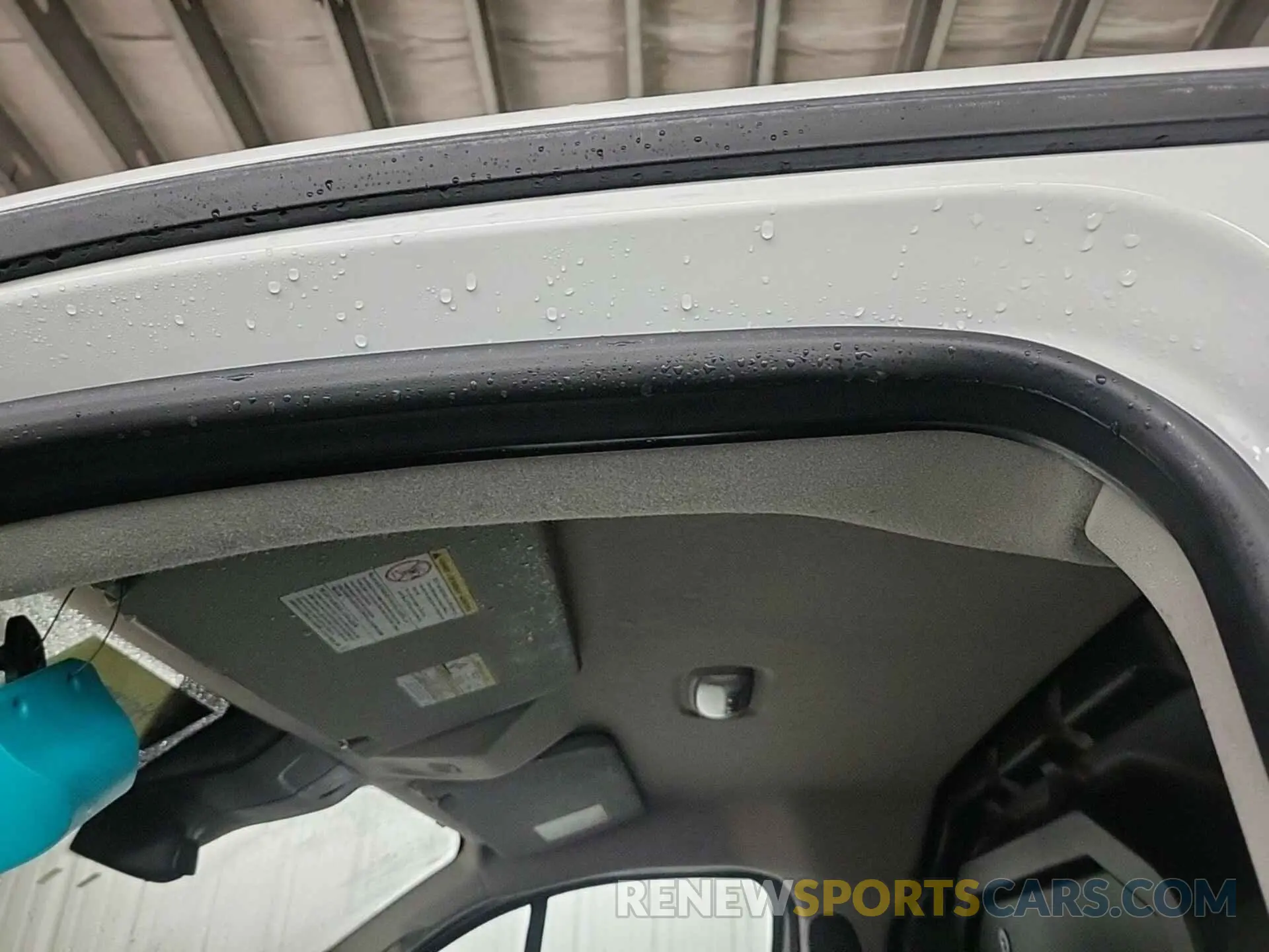 18 Photograph of a damaged car 1FTYR1YG5KKB48118 FORD TRANSIT 2019