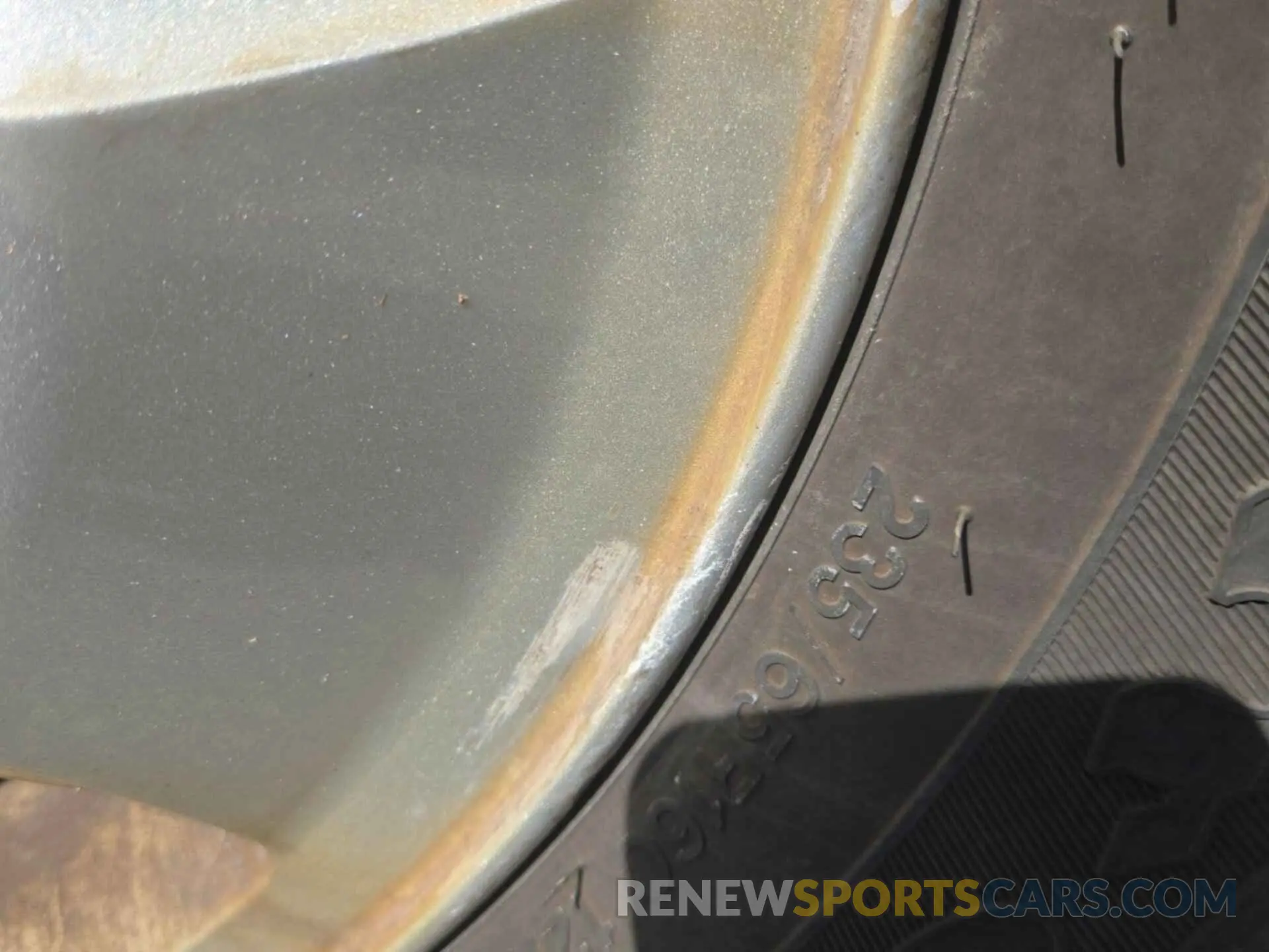 39 Photograph of a damaged car 1FTYR1YG5KKB48118 FORD TRANSIT 2019