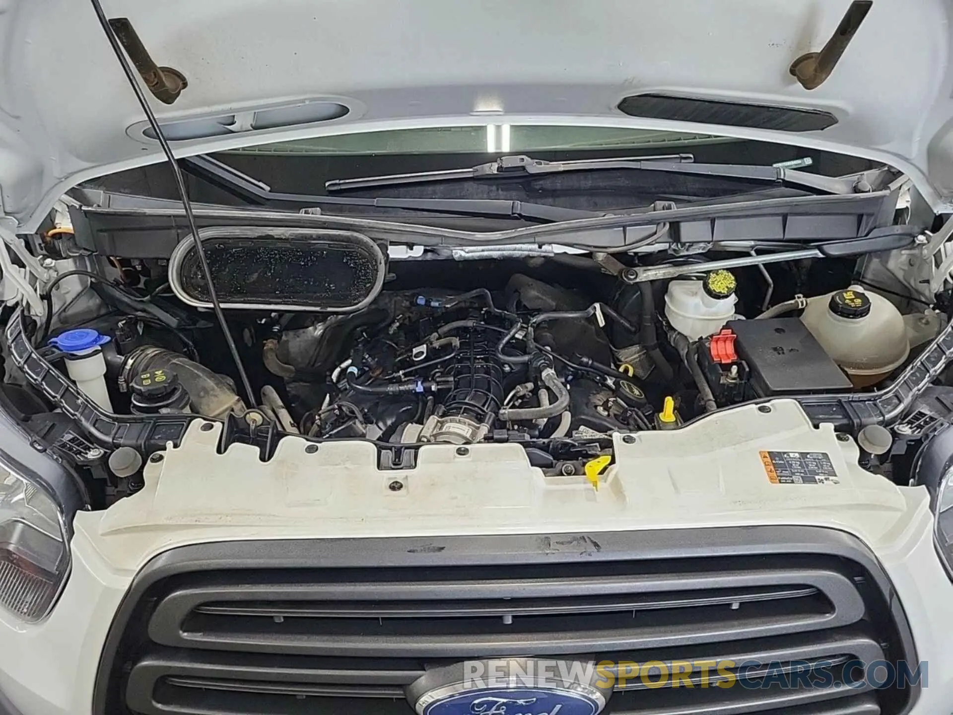 21 Фотография поврежденного автомобиля 1FTYR1YG5KKB48264 FORD TRANSIT 2019