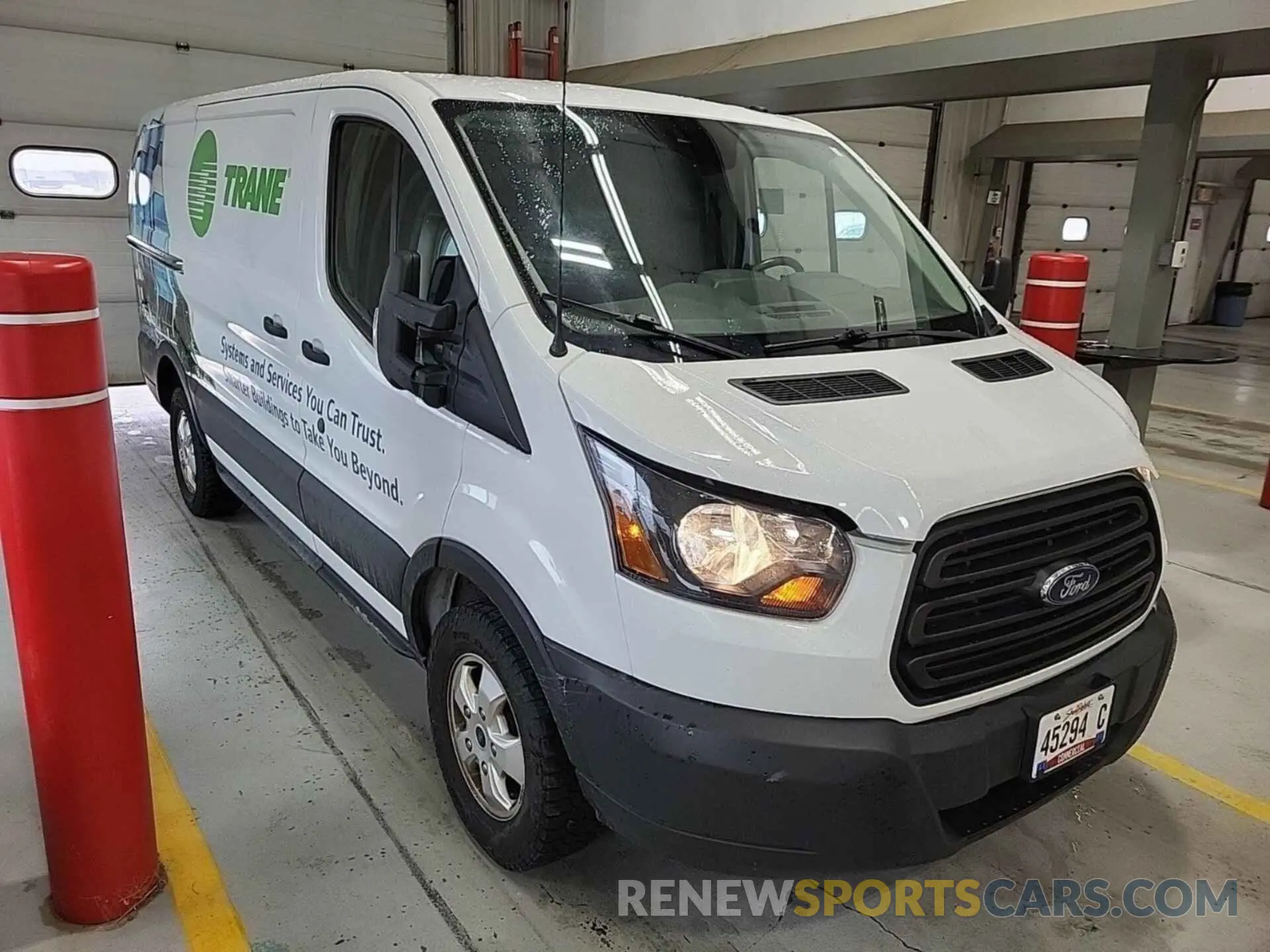 9 Фотография поврежденного автомобиля 1FTYR1YG5KKB48264 FORD TRANSIT 2019