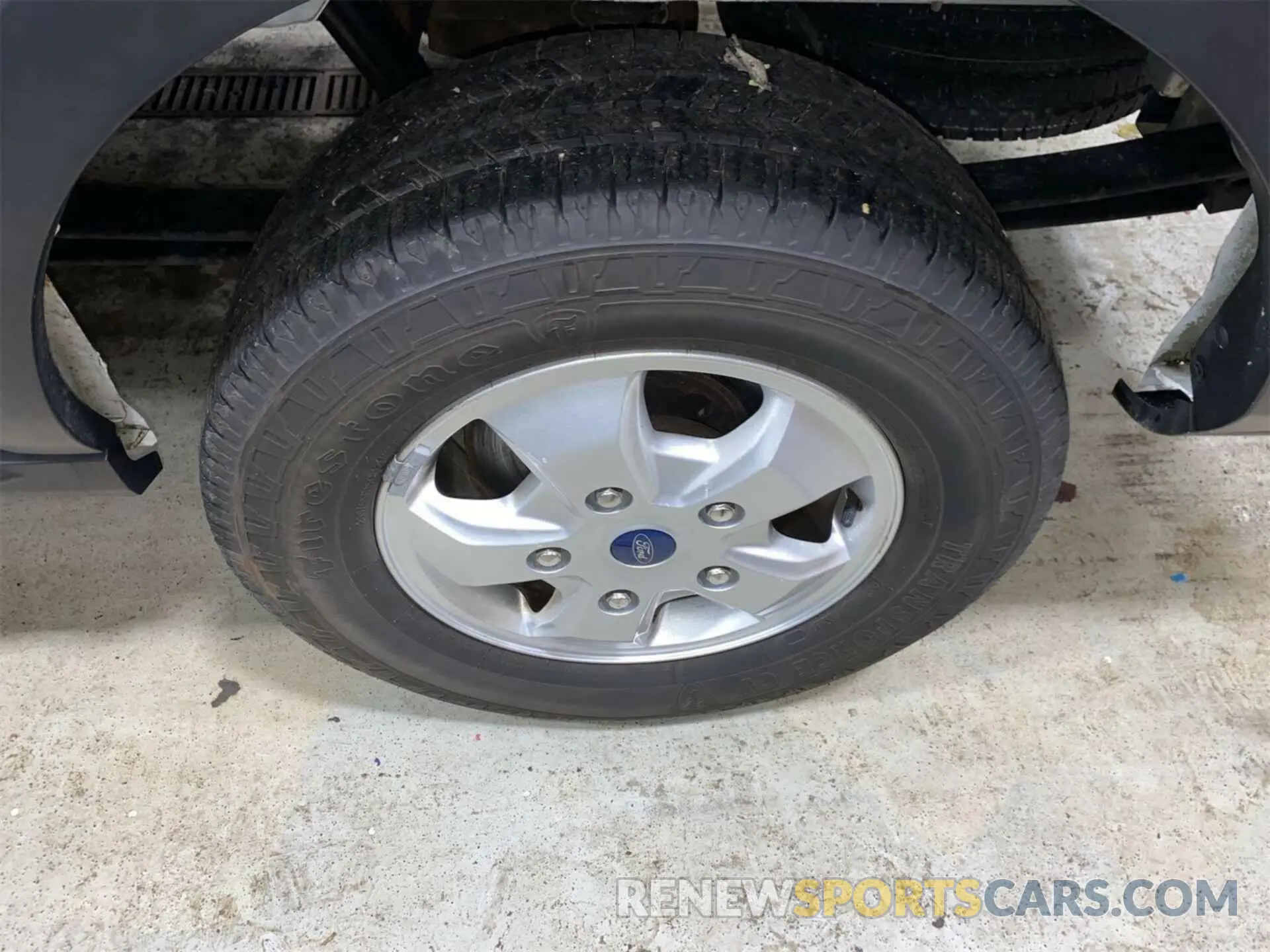 6 Photograph of a damaged car 1FTYR1YG7KKA40826 FORD TRANSIT 2019