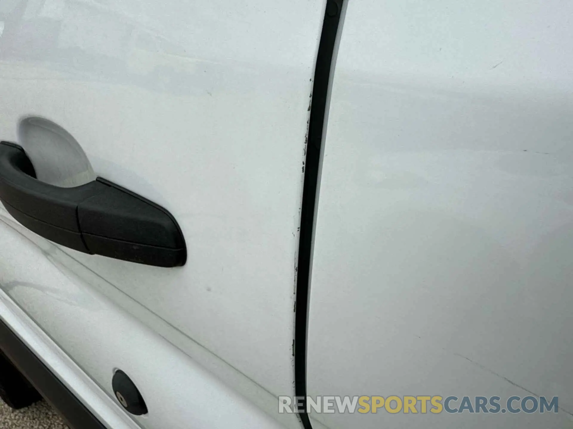 9 Photograph of a damaged car 1FTYR1YG7KKA40826 FORD TRANSIT 2019