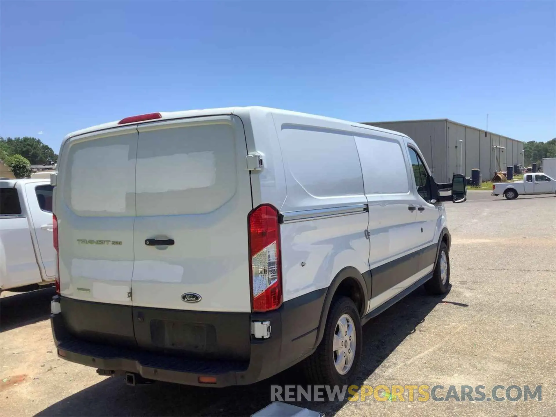 12 Фотография поврежденного автомобиля 1FTYR1YG7KKB48170 FORD TRANSIT 2019