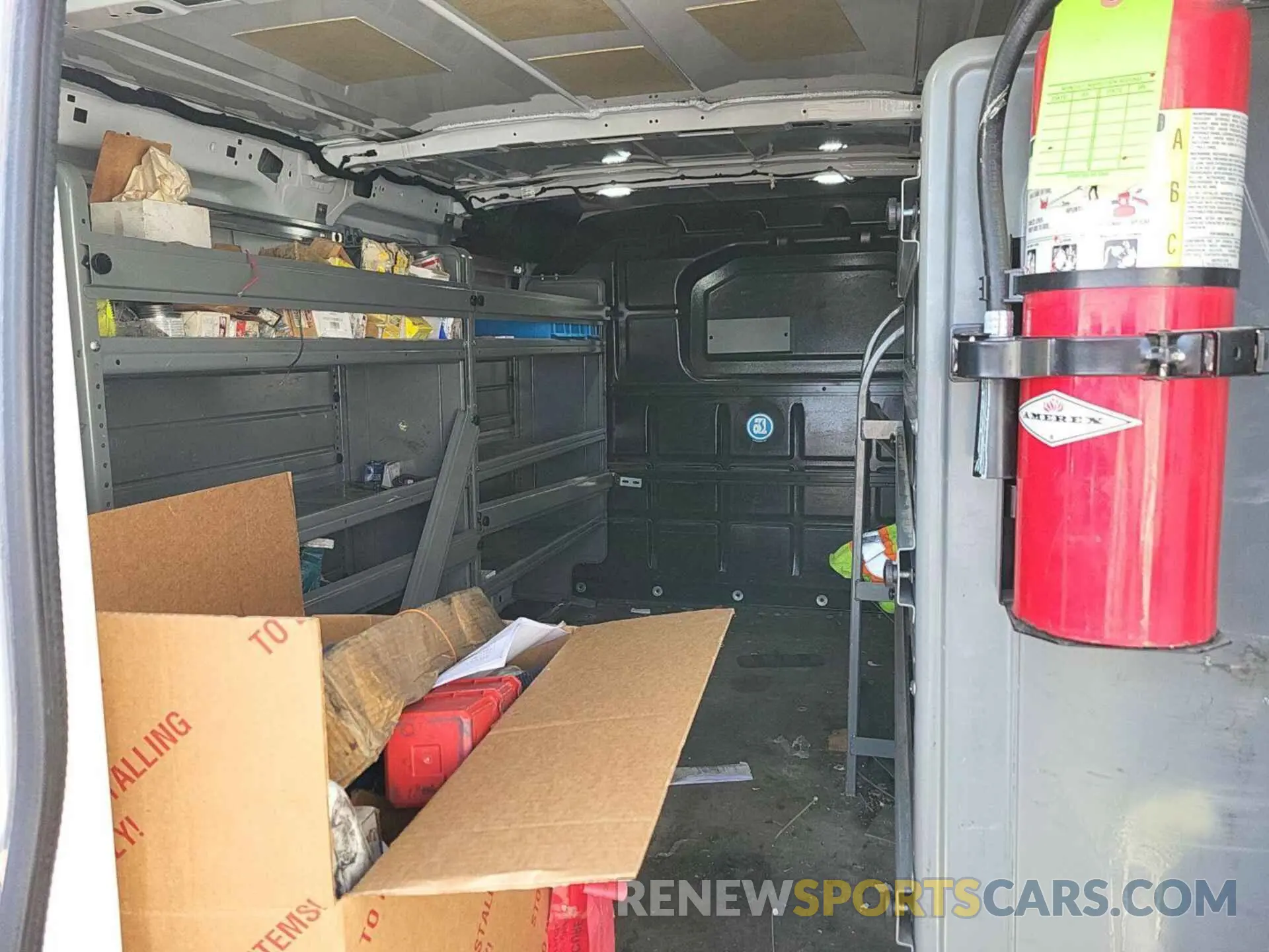 10 Фотография поврежденного автомобиля 1FTYR1YG7KKB48251 FORD TRANSIT 2019