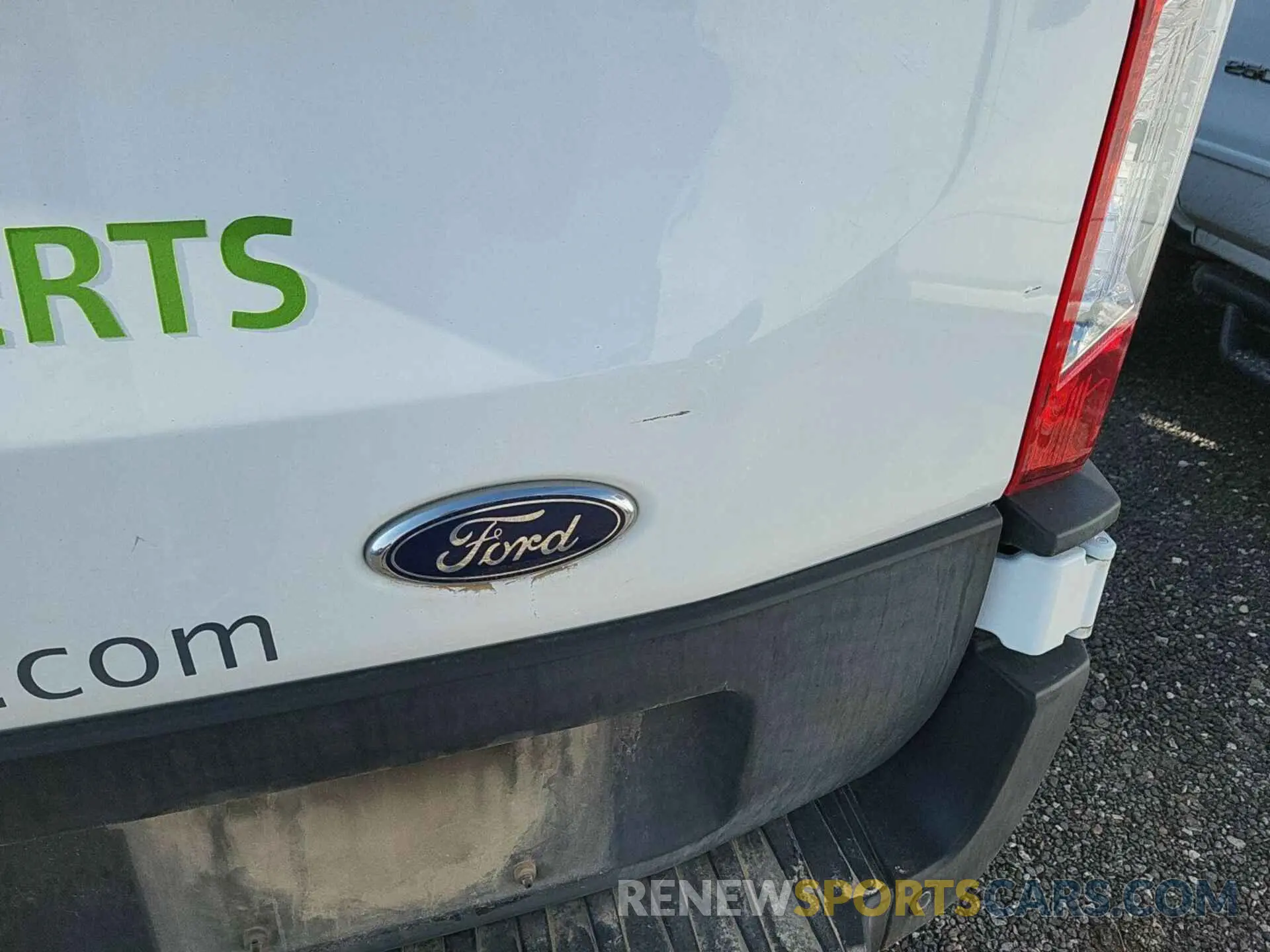 8 Фотография поврежденного автомобиля 1FTYR1YG7KKB48251 FORD TRANSIT 2019