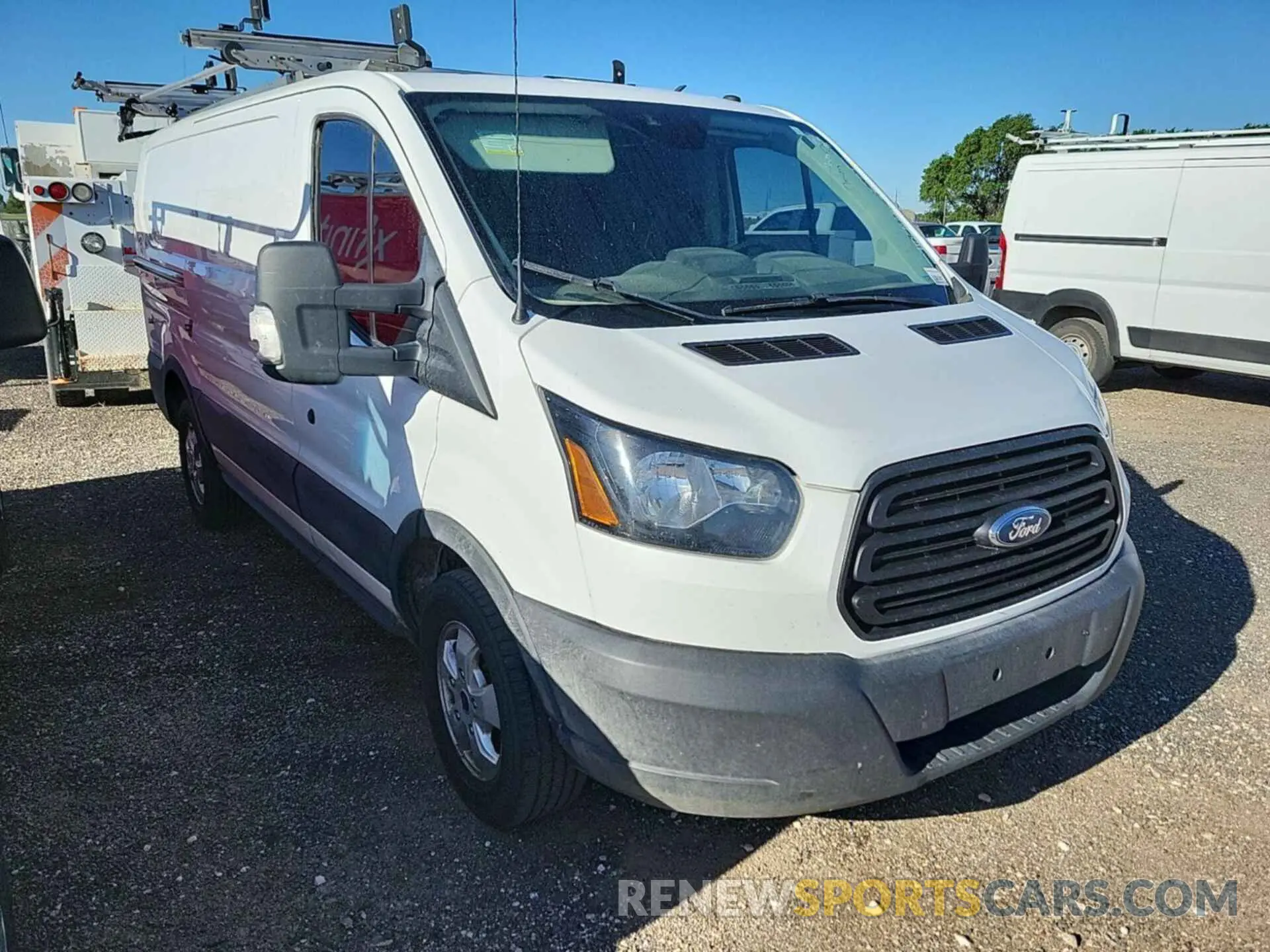 9 Фотография поврежденного автомобиля 1FTYR1YG8KKB48257 FORD TRANSIT 2019