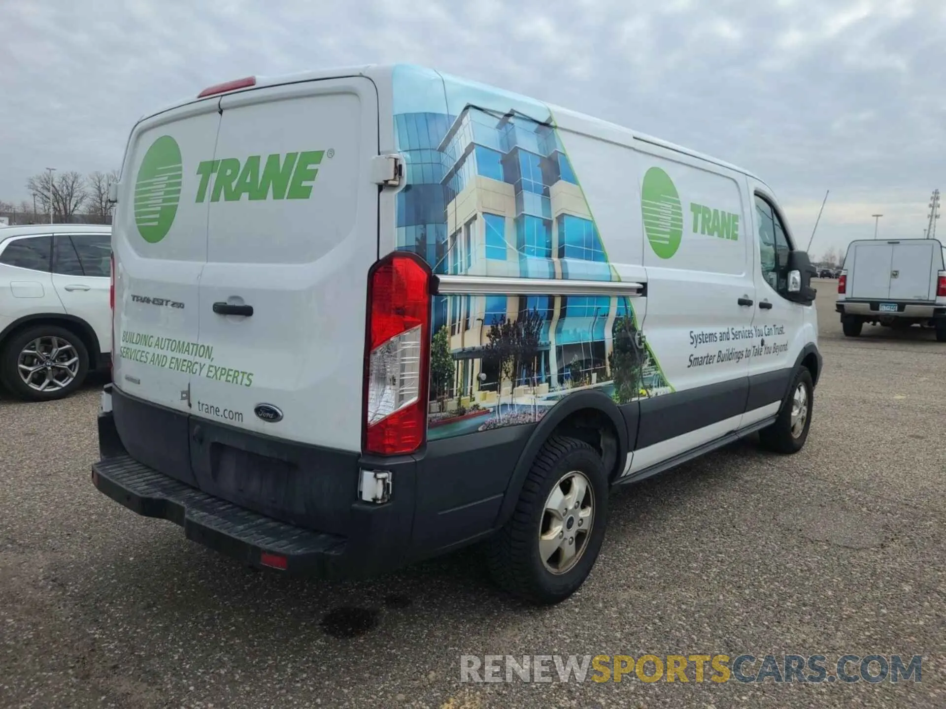 11 Photograph of a damaged car 1FTYR1YG8KKB48260 FORD TRANSIT 2019