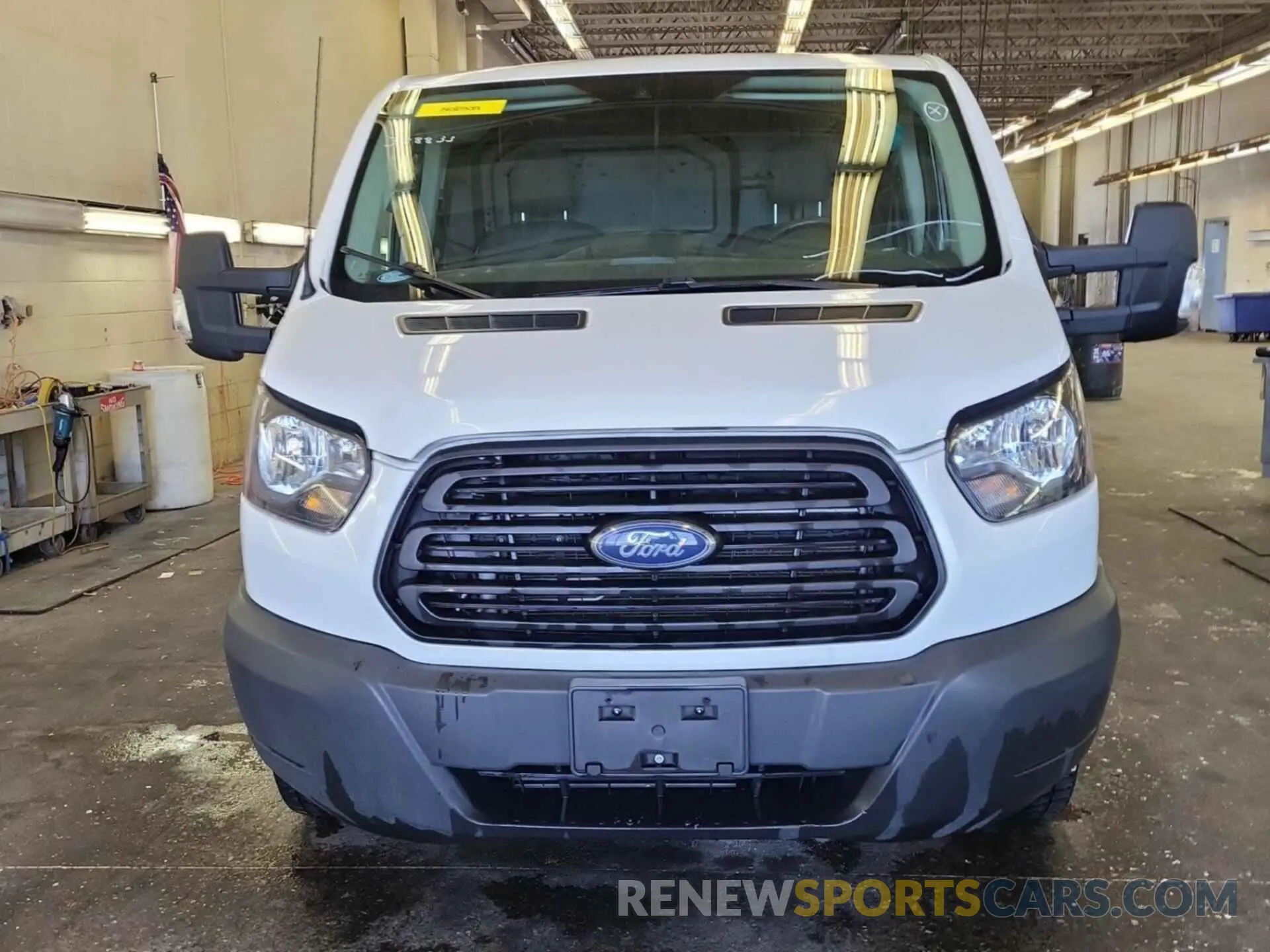 16 Photograph of a damaged car 1FTYR1YG8KKB48260 FORD TRANSIT 2019