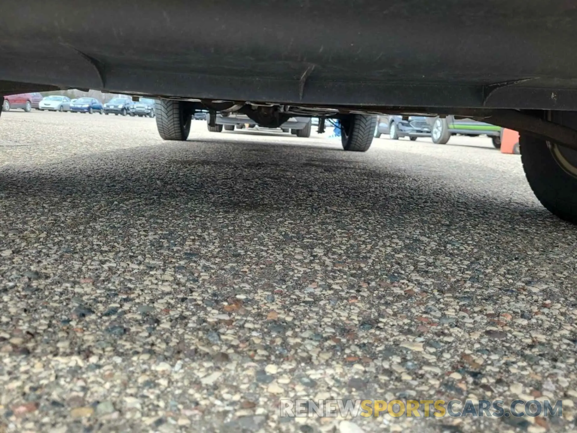 18 Photograph of a damaged car 1FTYR1YG8KKB48260 FORD TRANSIT 2019