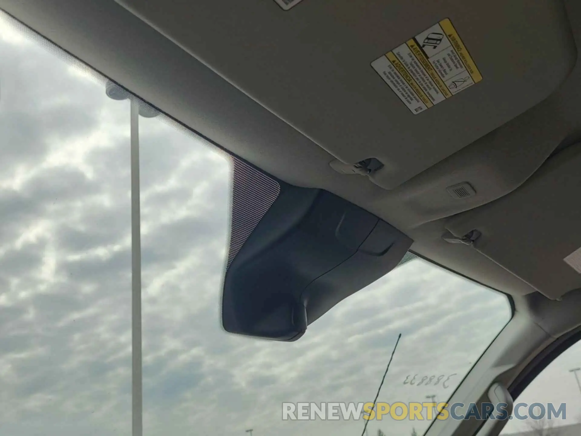 9 Photograph of a damaged car 1FTYR1YG8KKB48260 FORD TRANSIT 2019