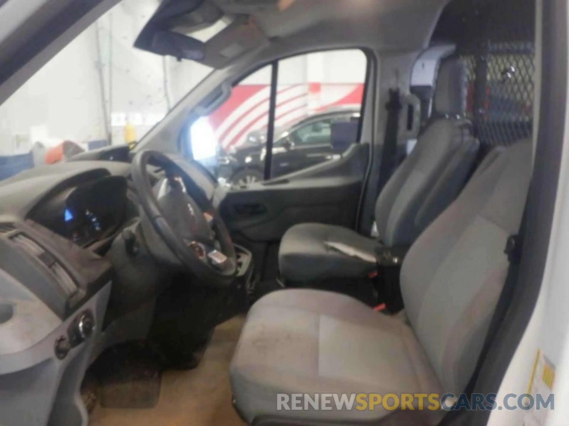 4 Photograph of a damaged car 1FTYR1YG8KKB61350 FORD TRANSIT 2019