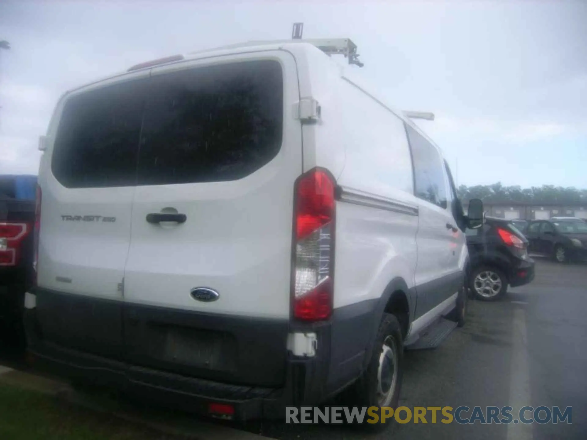 8 Photograph of a damaged car 1FTYR1YG8KKB61350 FORD TRANSIT 2019