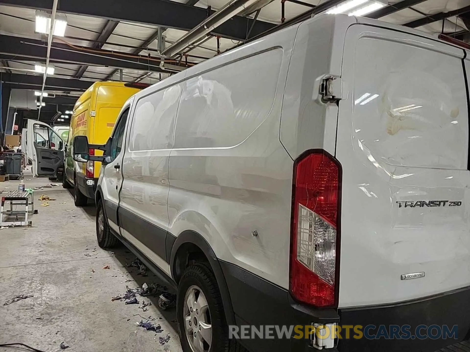 11 Photograph of a damaged car 1FTYR1YGXKKA40822 FORD TRANSIT 2019