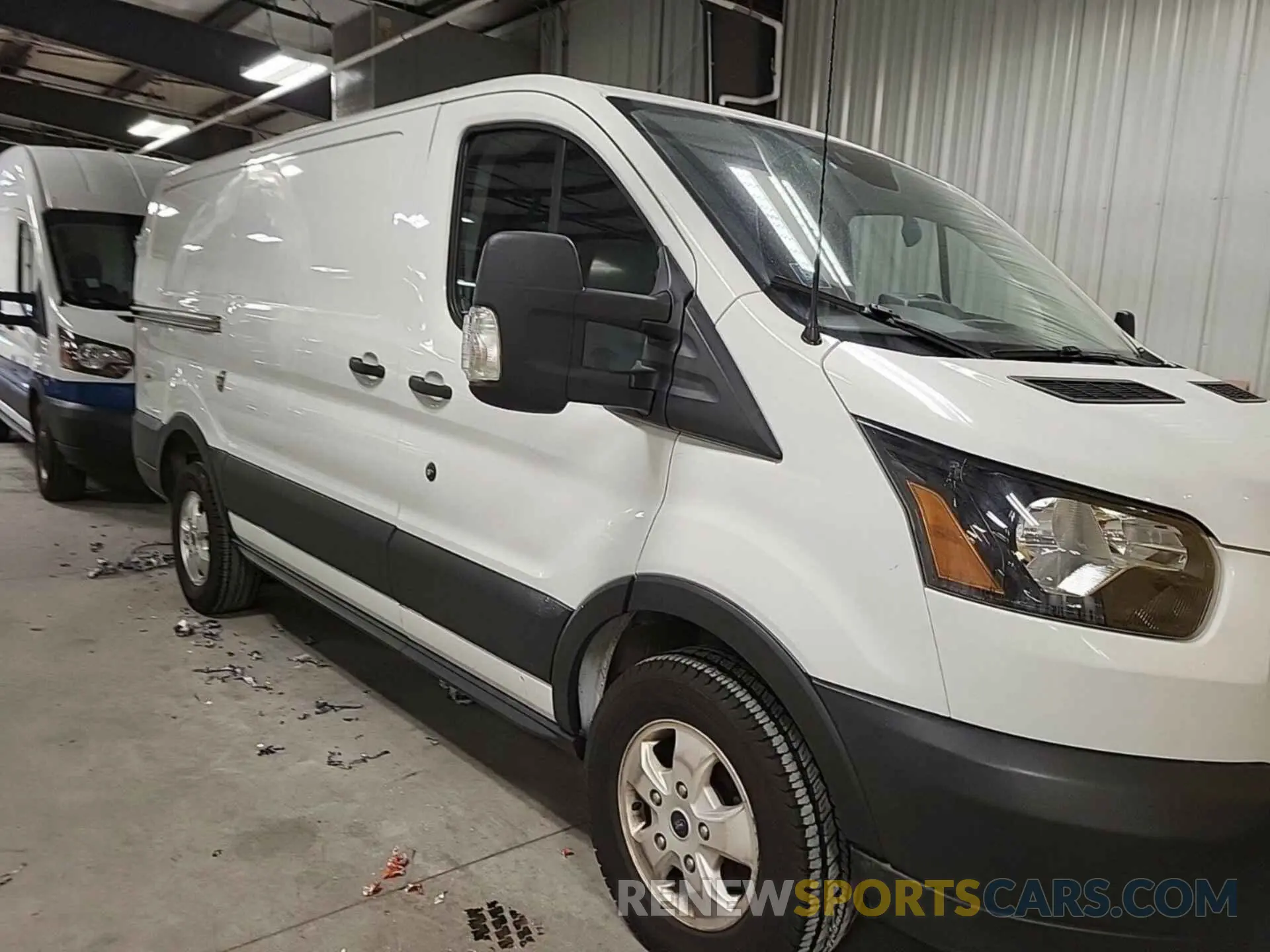 6 Photograph of a damaged car 1FTYR1YGXKKA40822 FORD TRANSIT 2019
