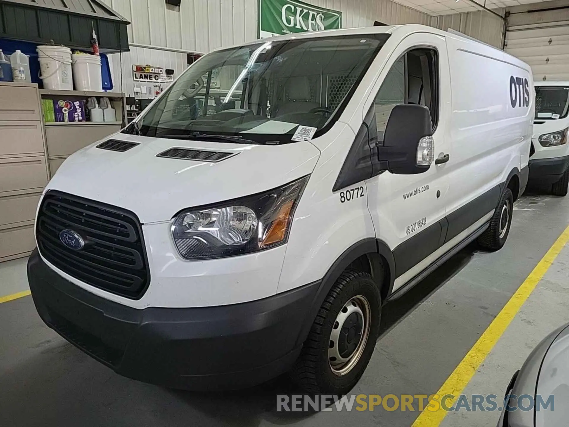 24 Photograph of a damaged car 1FTYR1YGXKKA50198 FORD TRANSIT 2019