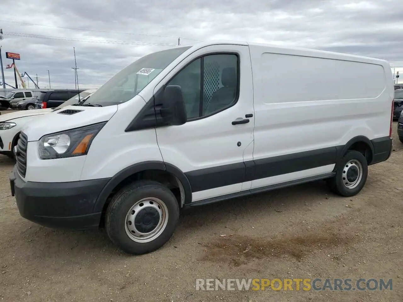 1 Photograph of a damaged car 1FTYR1YM3KKA34592 FORD TRANSIT 2019