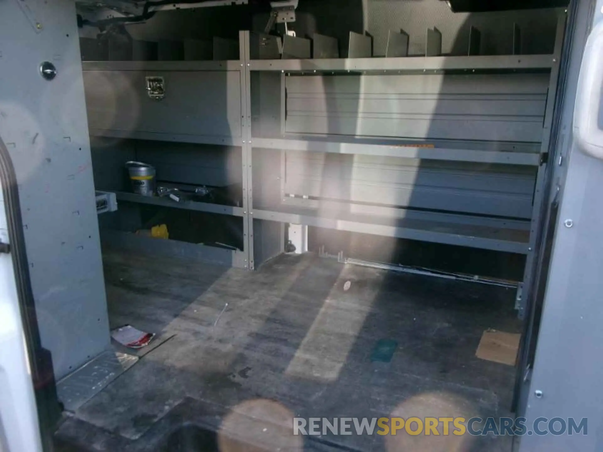 10 Photograph of a damaged car 1FTYR1YM4KKB18081 FORD TRANSIT 2019
