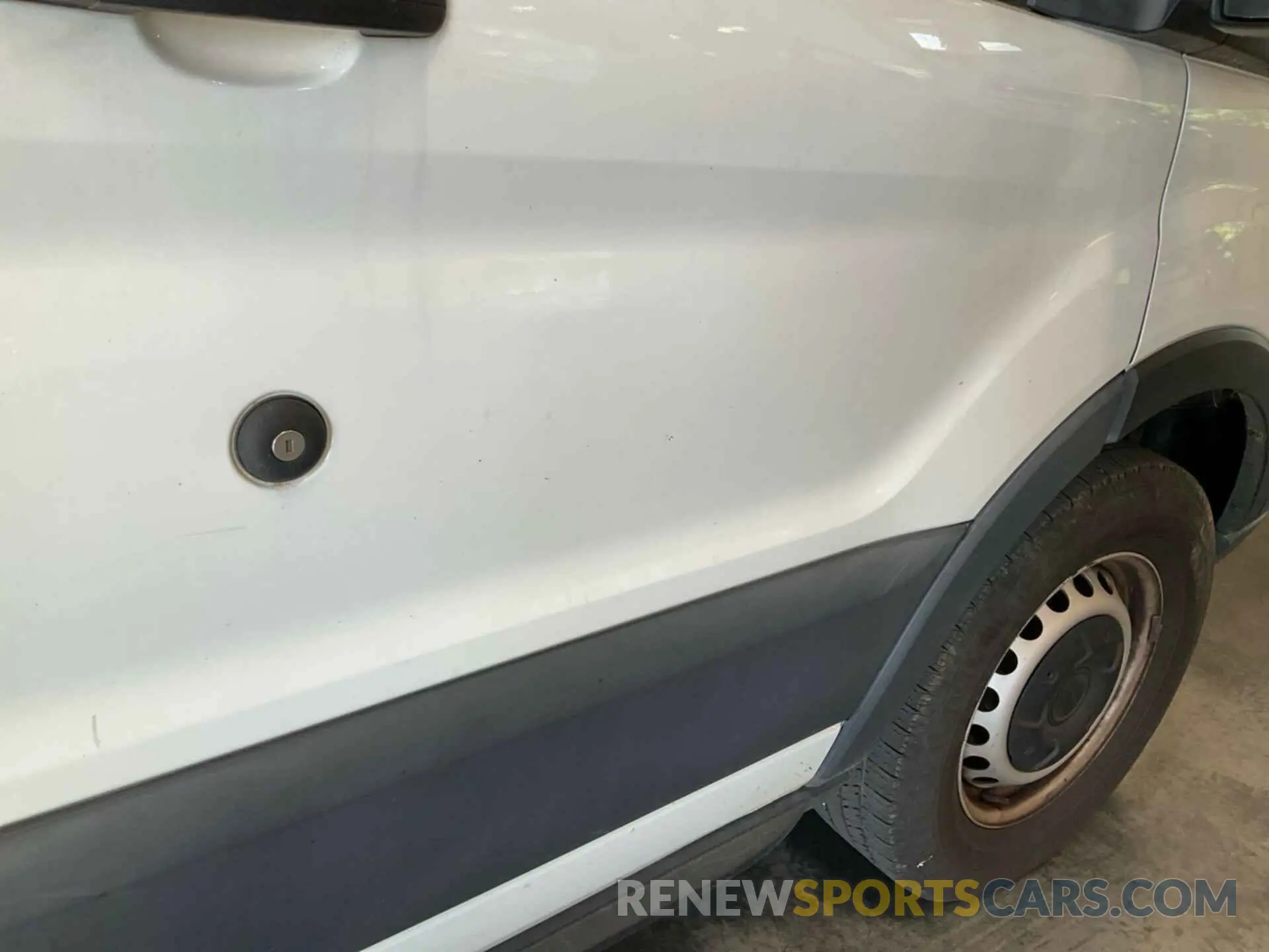 27 Фотография поврежденного автомобиля 1FTYR1YM5KKA24761 FORD TRANSIT 2019
