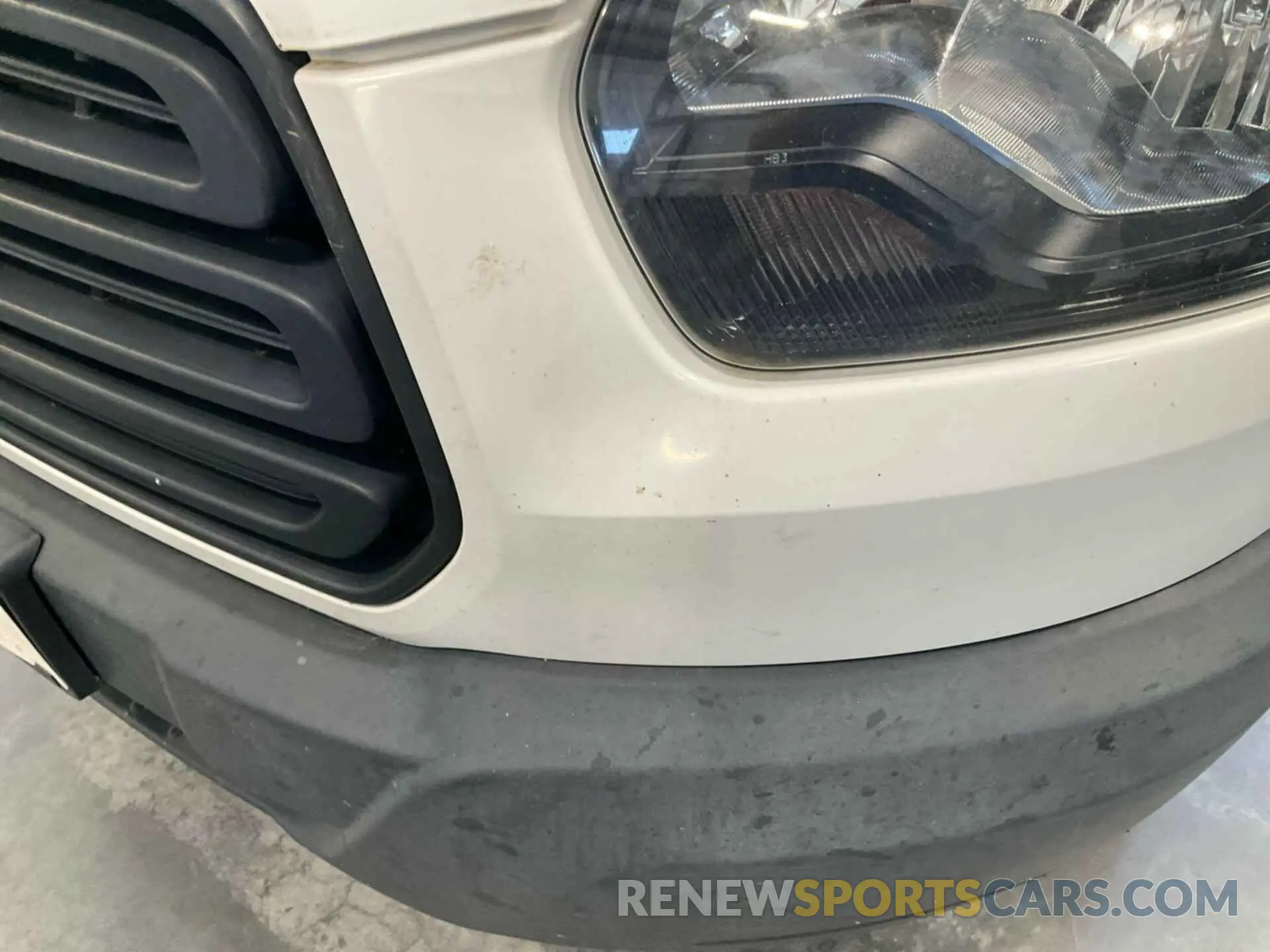3 Фотография поврежденного автомобиля 1FTYR1YM5KKA24761 FORD TRANSIT 2019