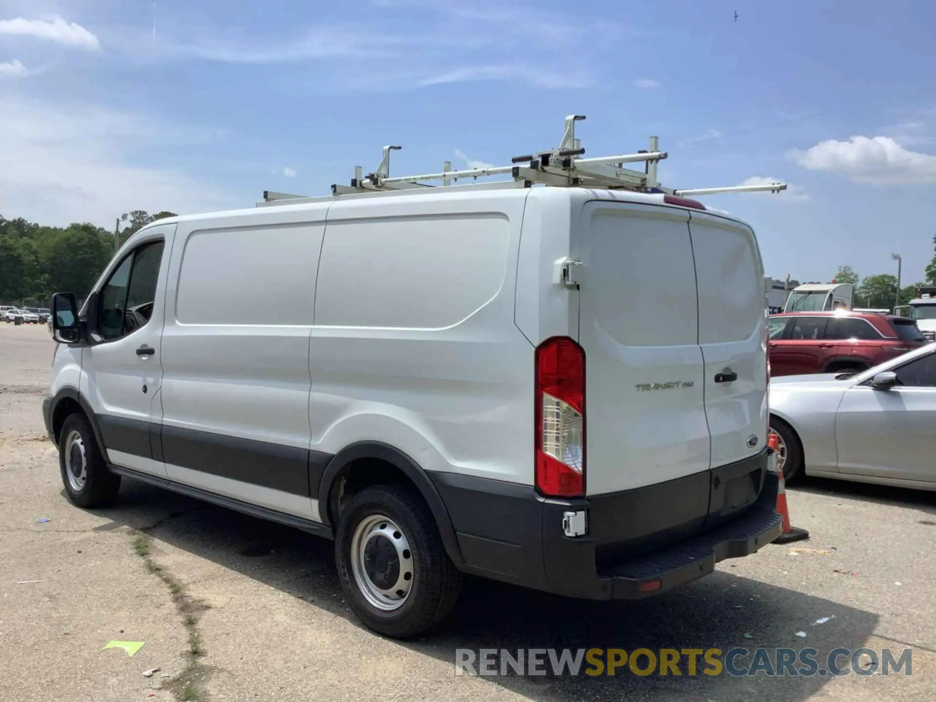 7 Фотография поврежденного автомобиля 1FTYR1YM5KKA24761 FORD TRANSIT 2019