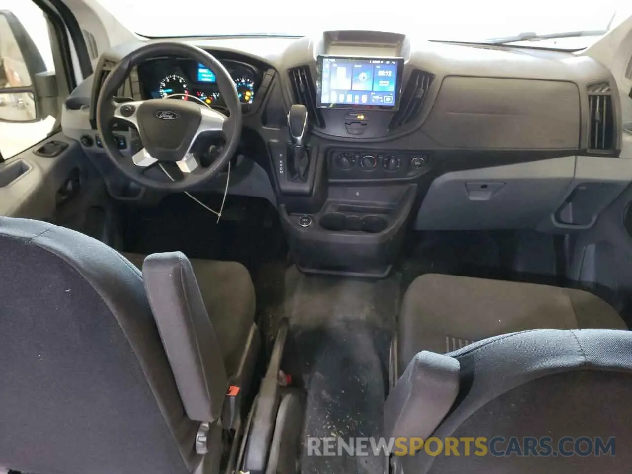 8 Photograph of a damaged car 1FTYR1YM6KKB52457 FORD TRANSIT 2019