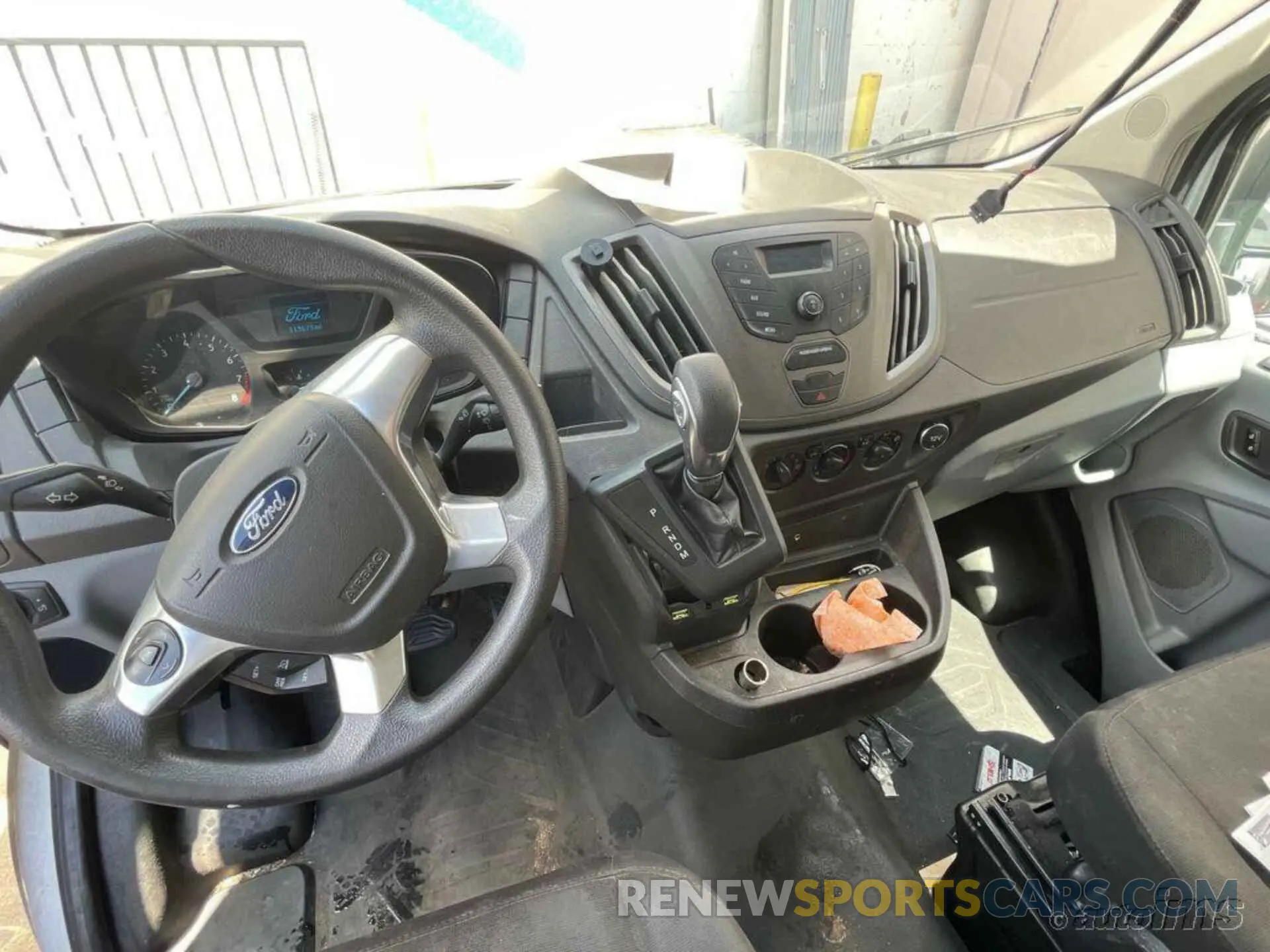 11 Photograph of a damaged car 1FTYR1YMXKKB00944 FORD TRANSIT 2019